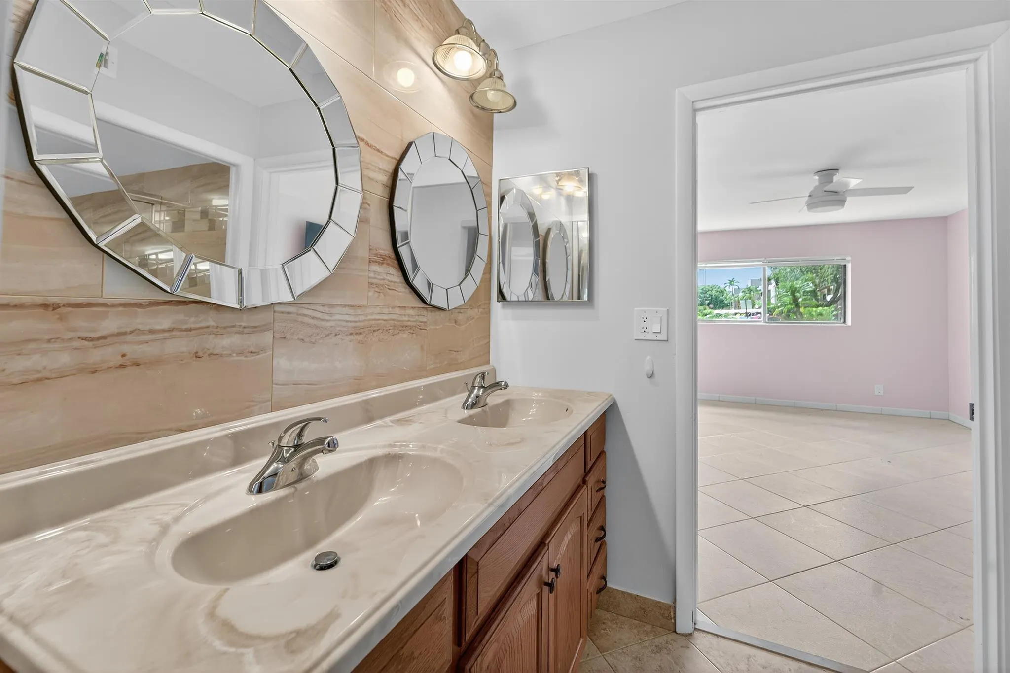 5574 Witney Drive, #102