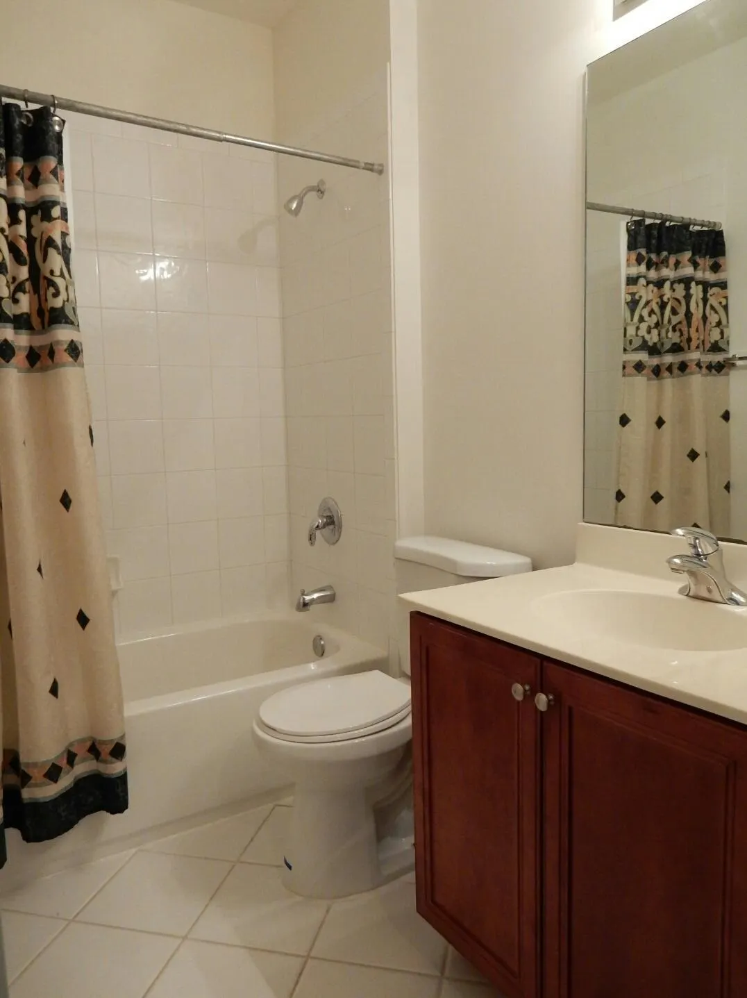660 Amador Lane, #7
