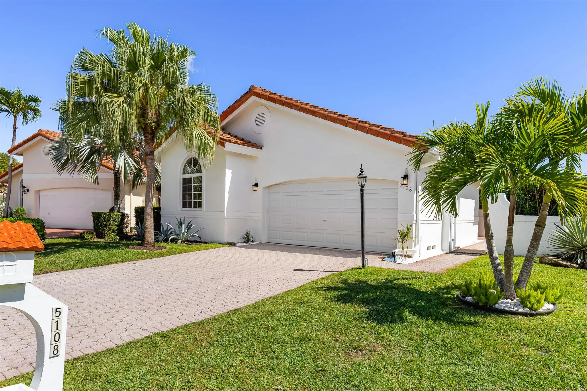 5108 Columbo Ct Court