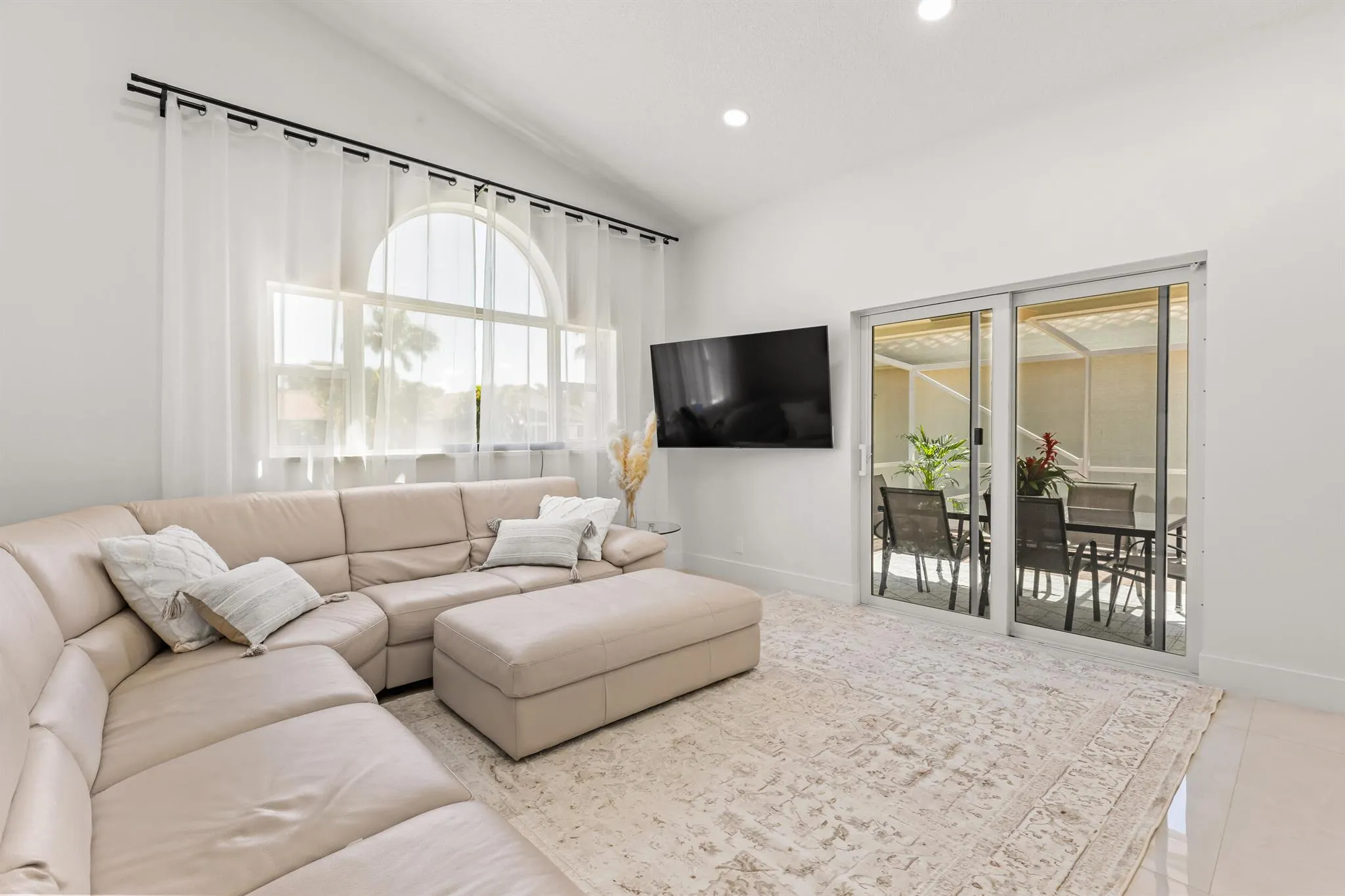 5108 Columbo Ct Court