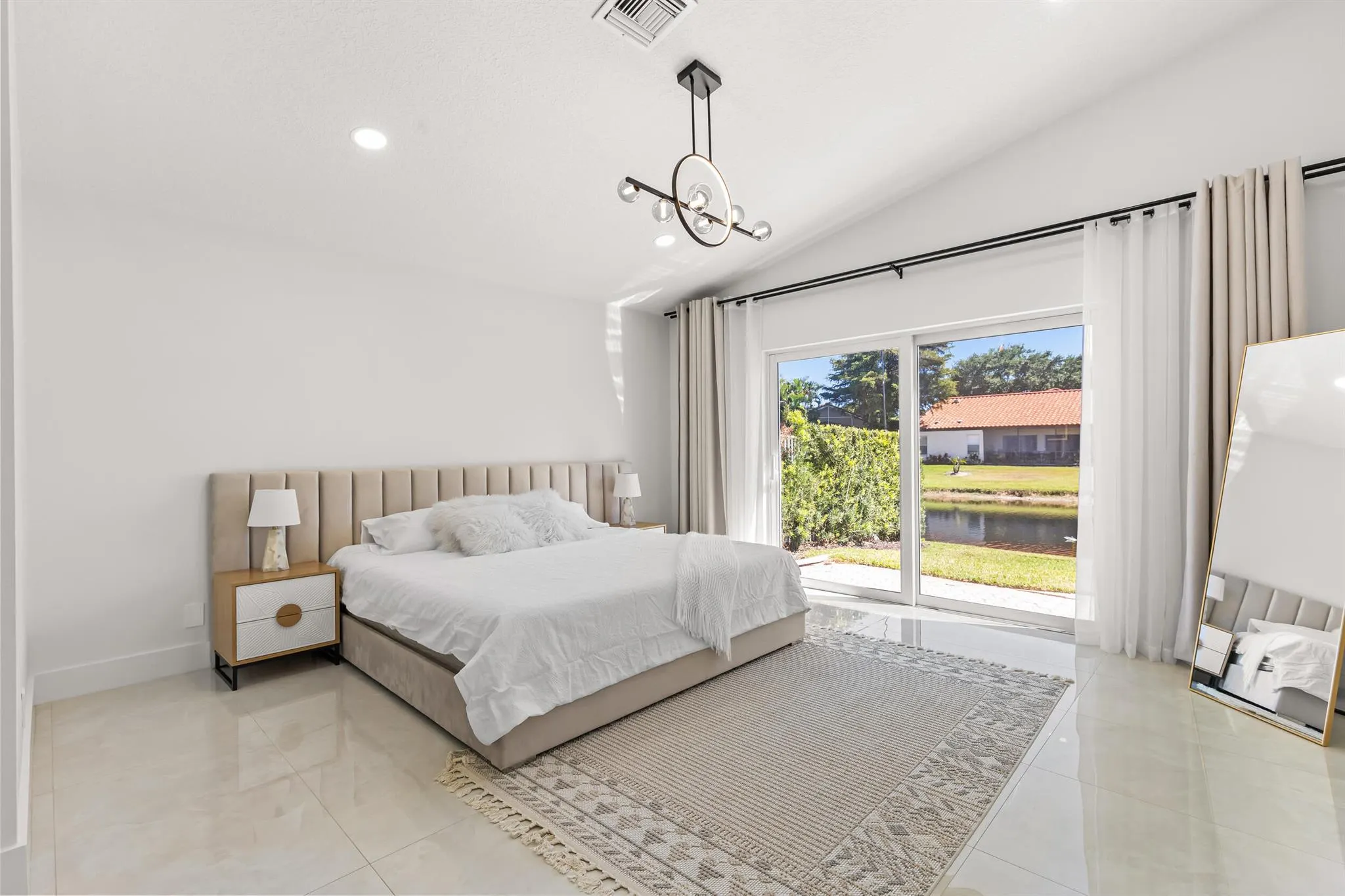 5108 Columbo Ct Court