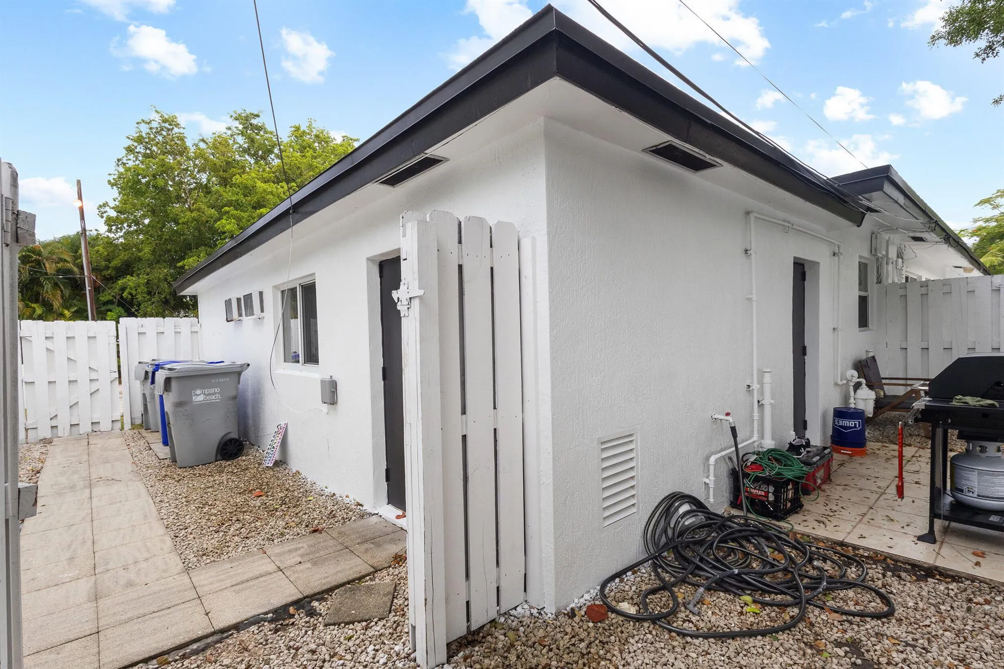 1801 NE 25th Avenue, #1-3