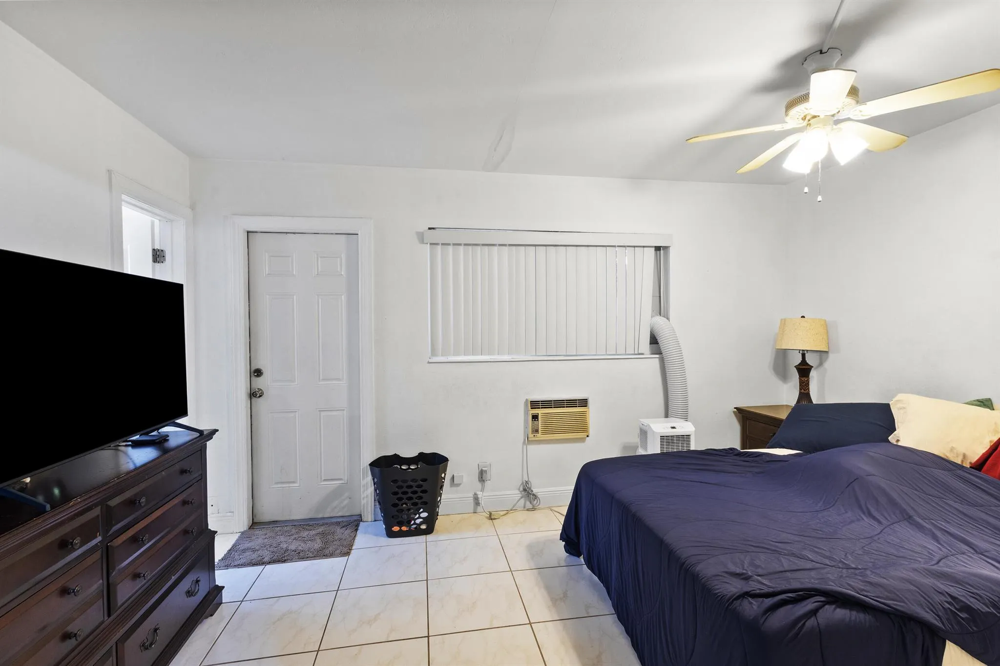1801 NE 25th Avenue, #1-3