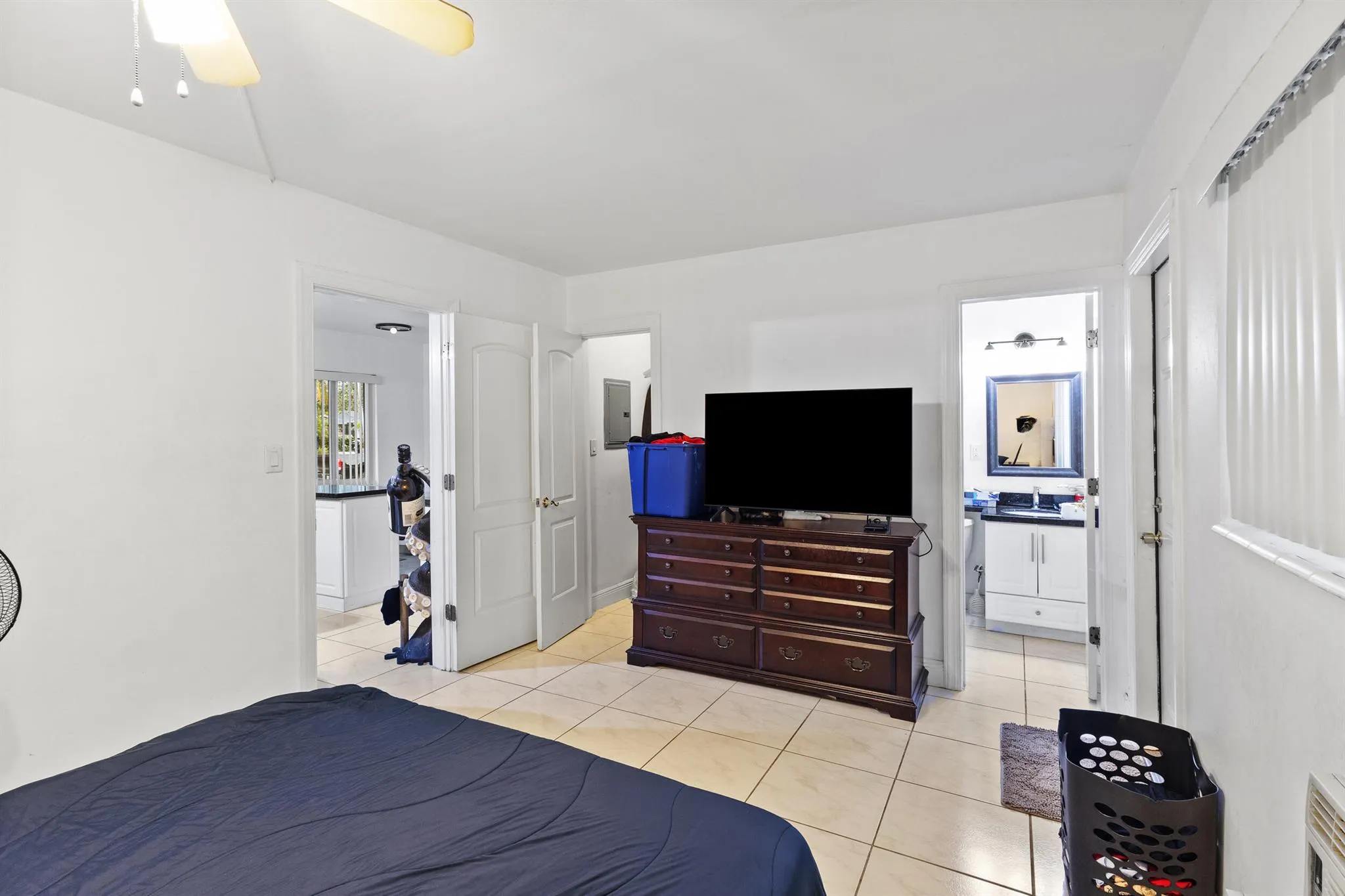 1801 NE 25th Avenue, #1-3