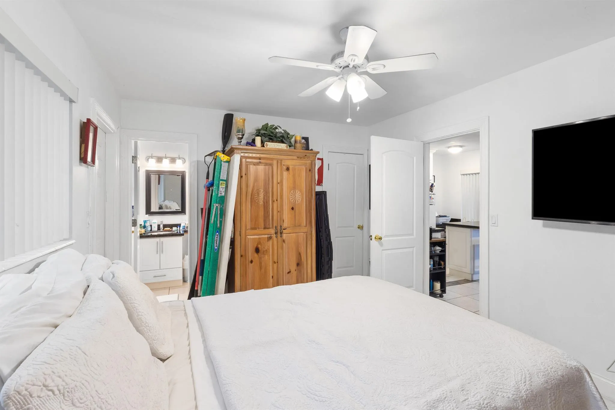 1801 NE 25th Avenue, #1-3