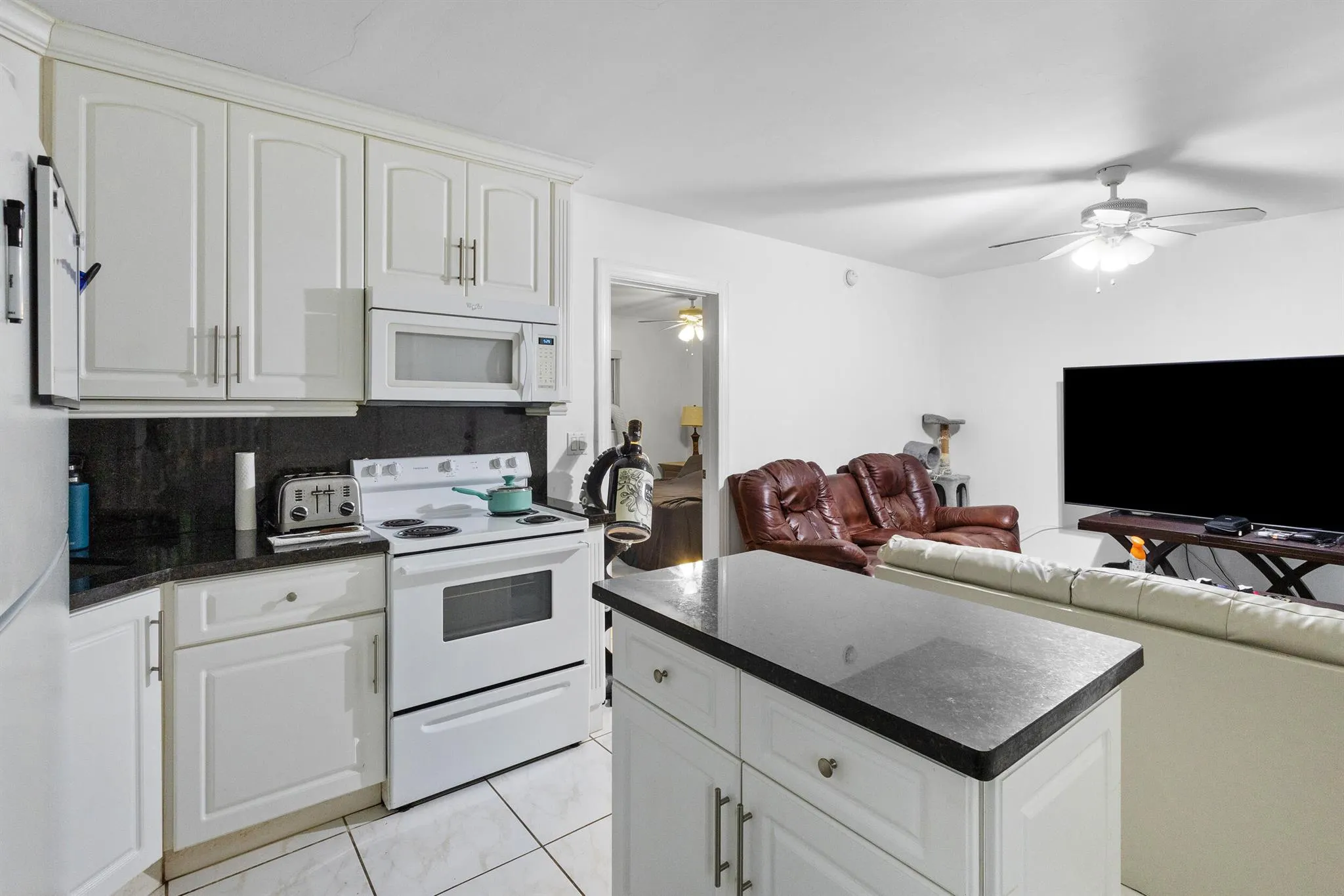 1801 NE 25th Avenue, #1-3