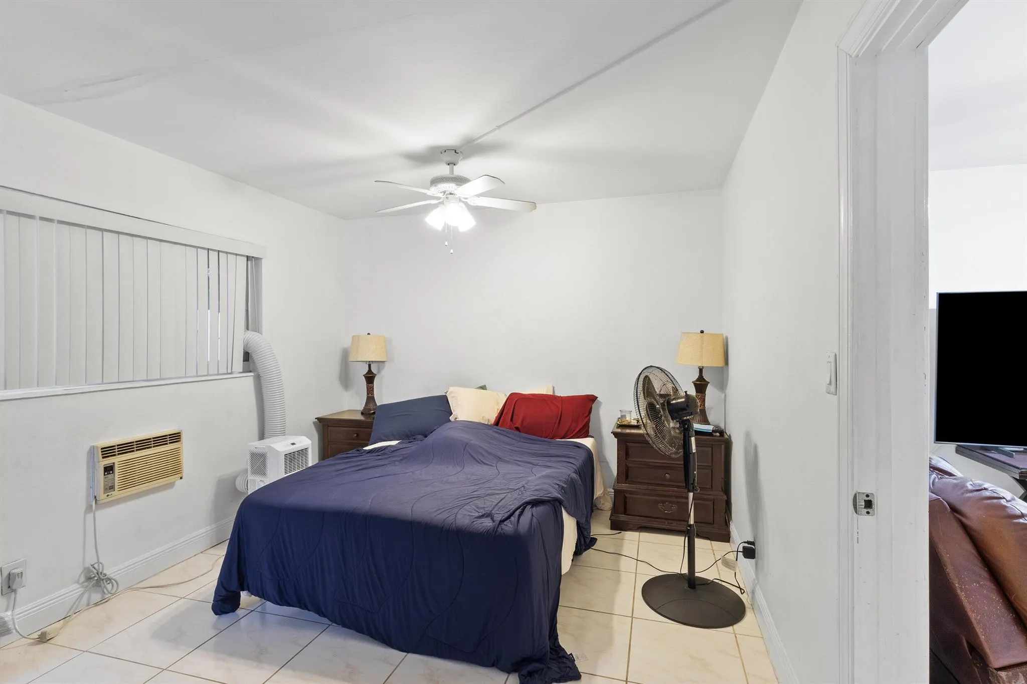 1801 NE 25th Avenue, #1-3
