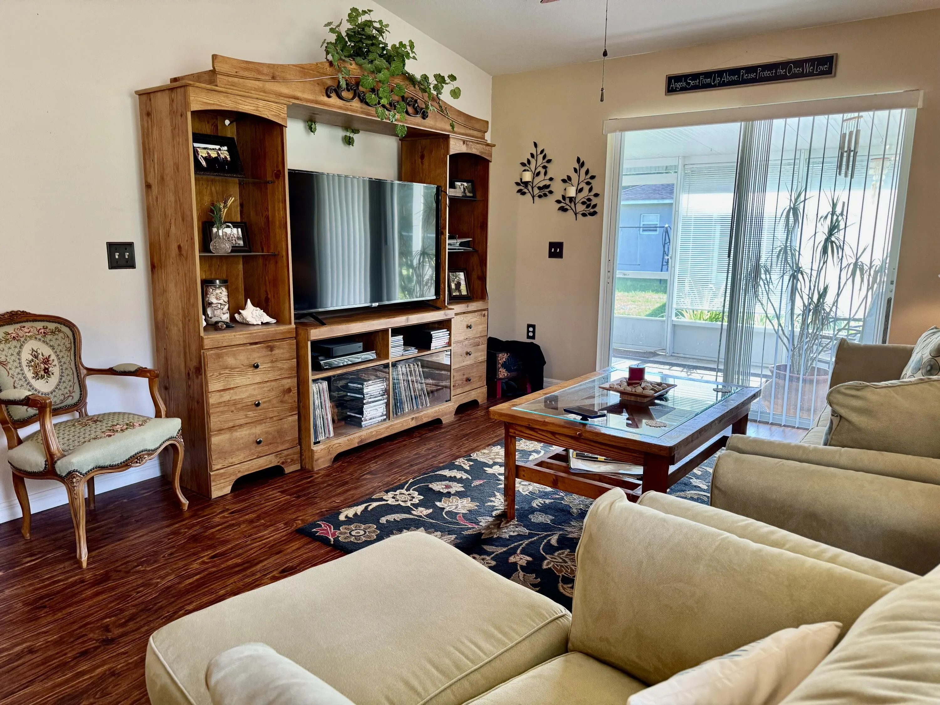 527 SE 38th Avenue