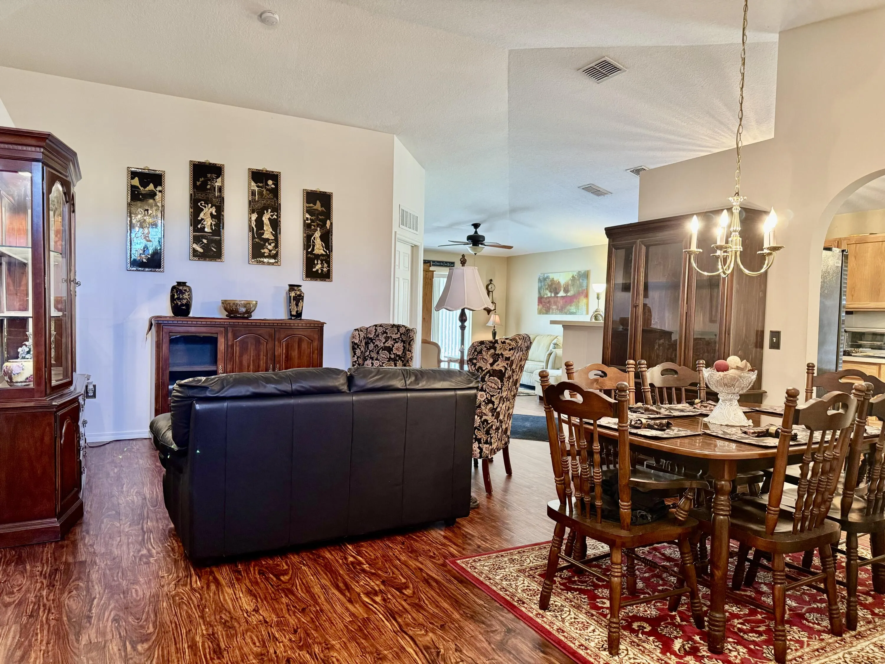 527 SE 38th Avenue