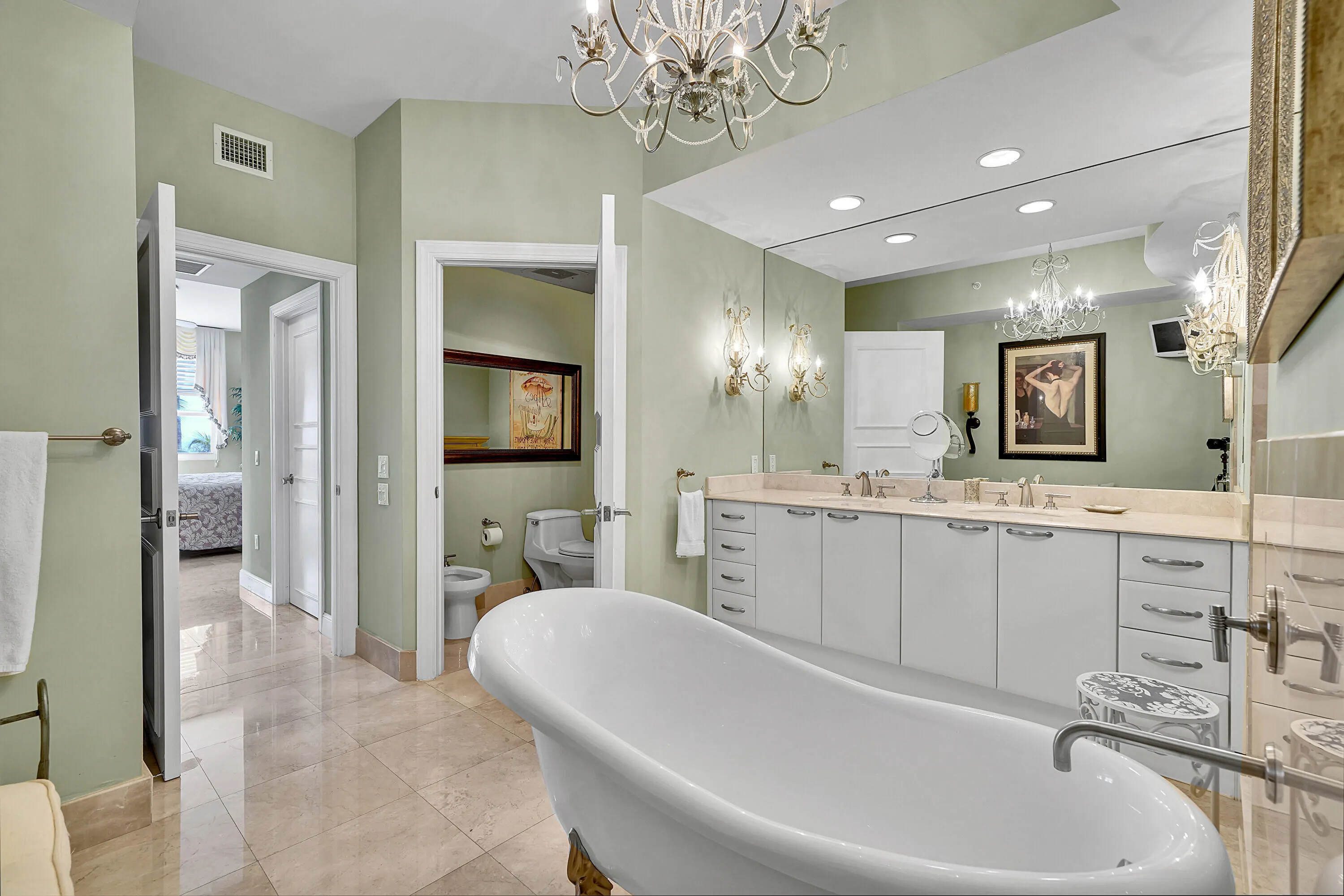 701 SE 21st Avenue, #306
