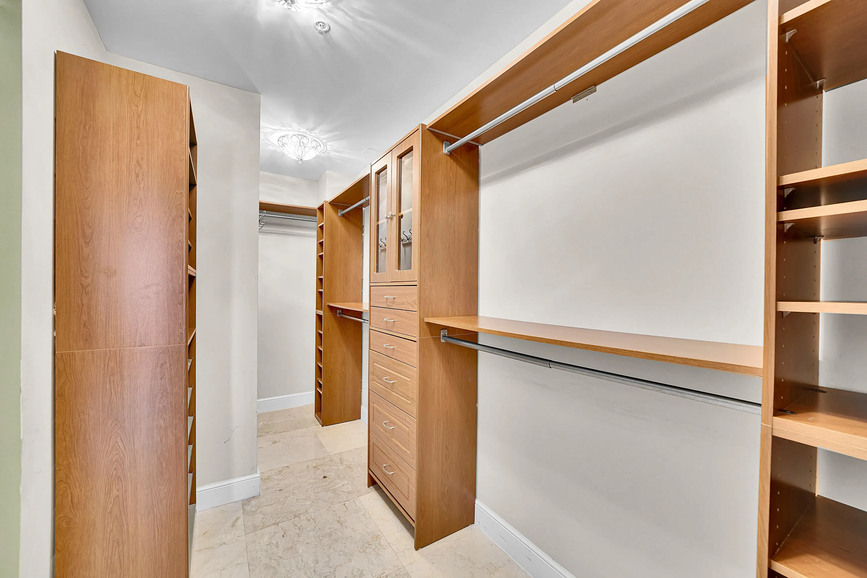 701 SE 21st Avenue, #306