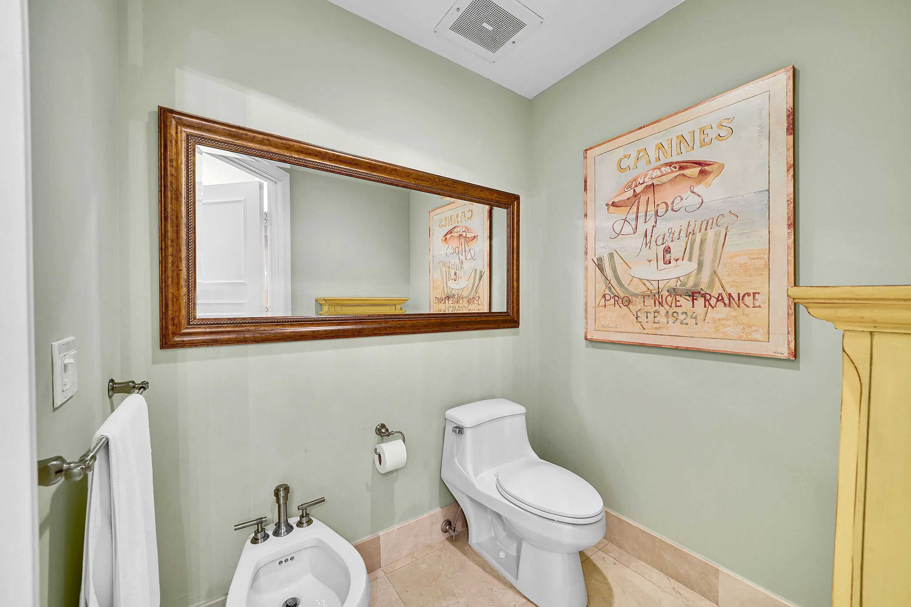 701 SE 21st Avenue, #306