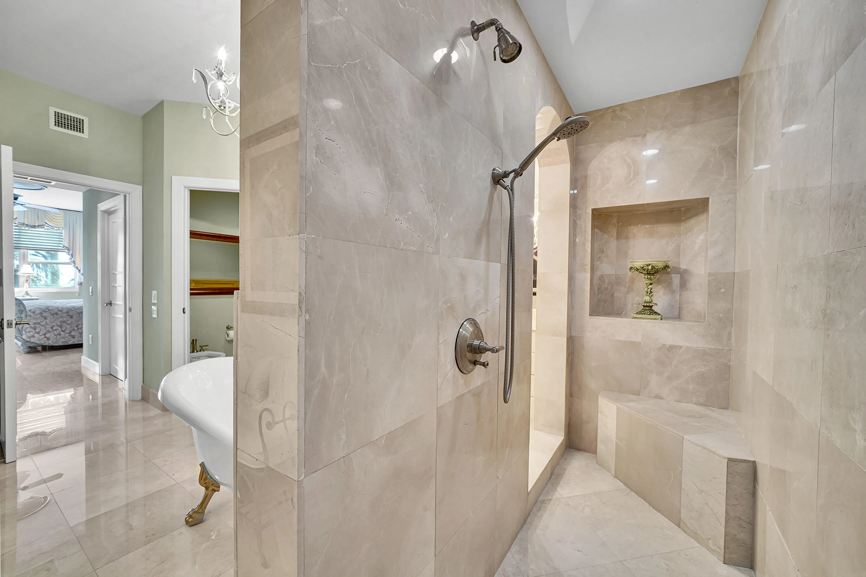 701 SE 21st Avenue, #306