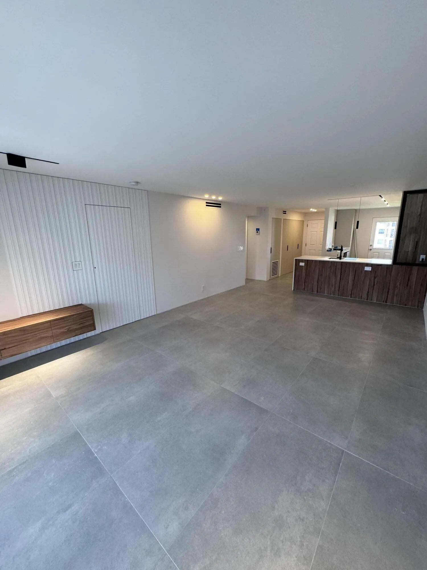 2871 N Ocean Boulevard, #R444