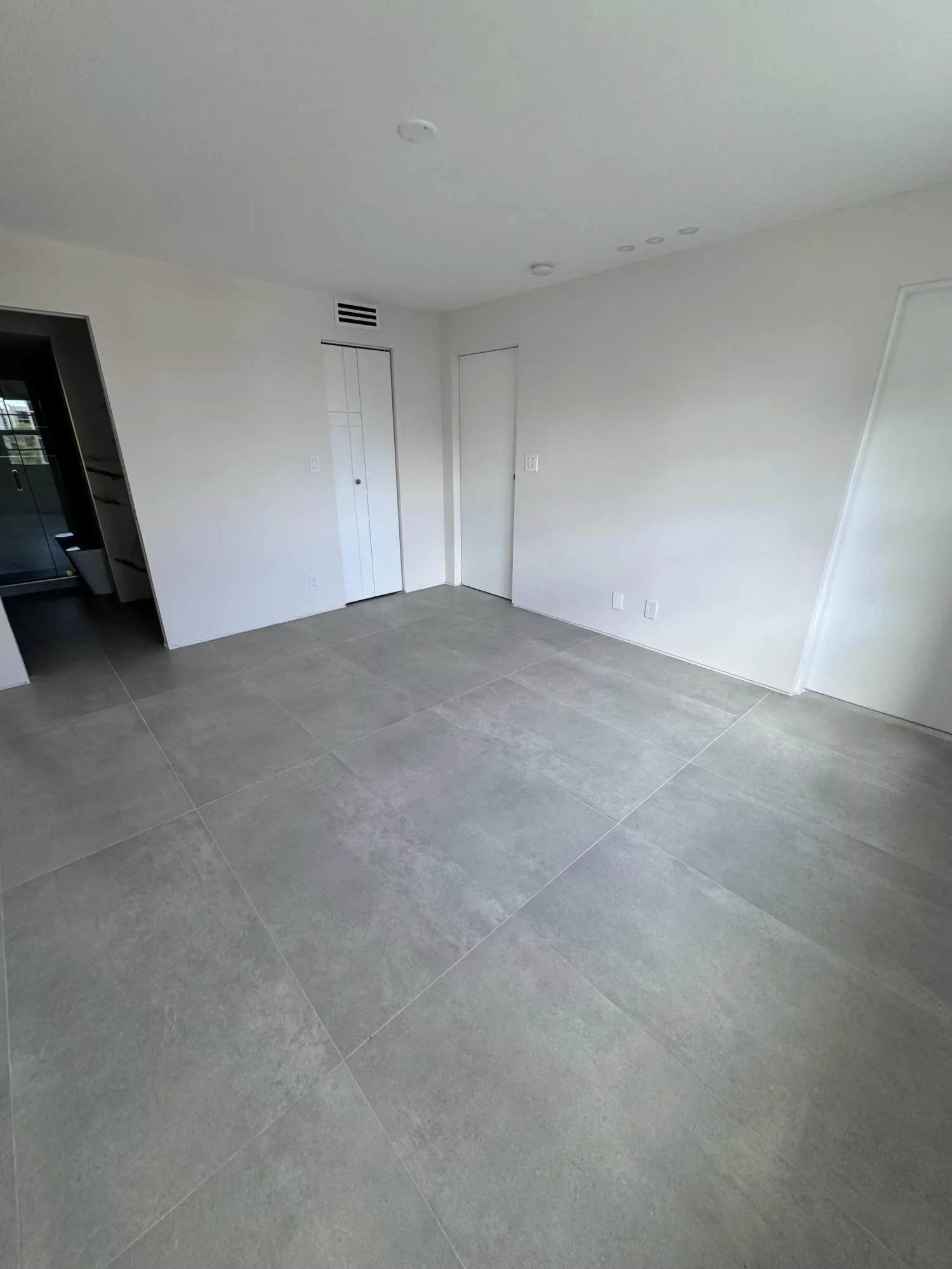 2871 N Ocean Boulevard, #R444
