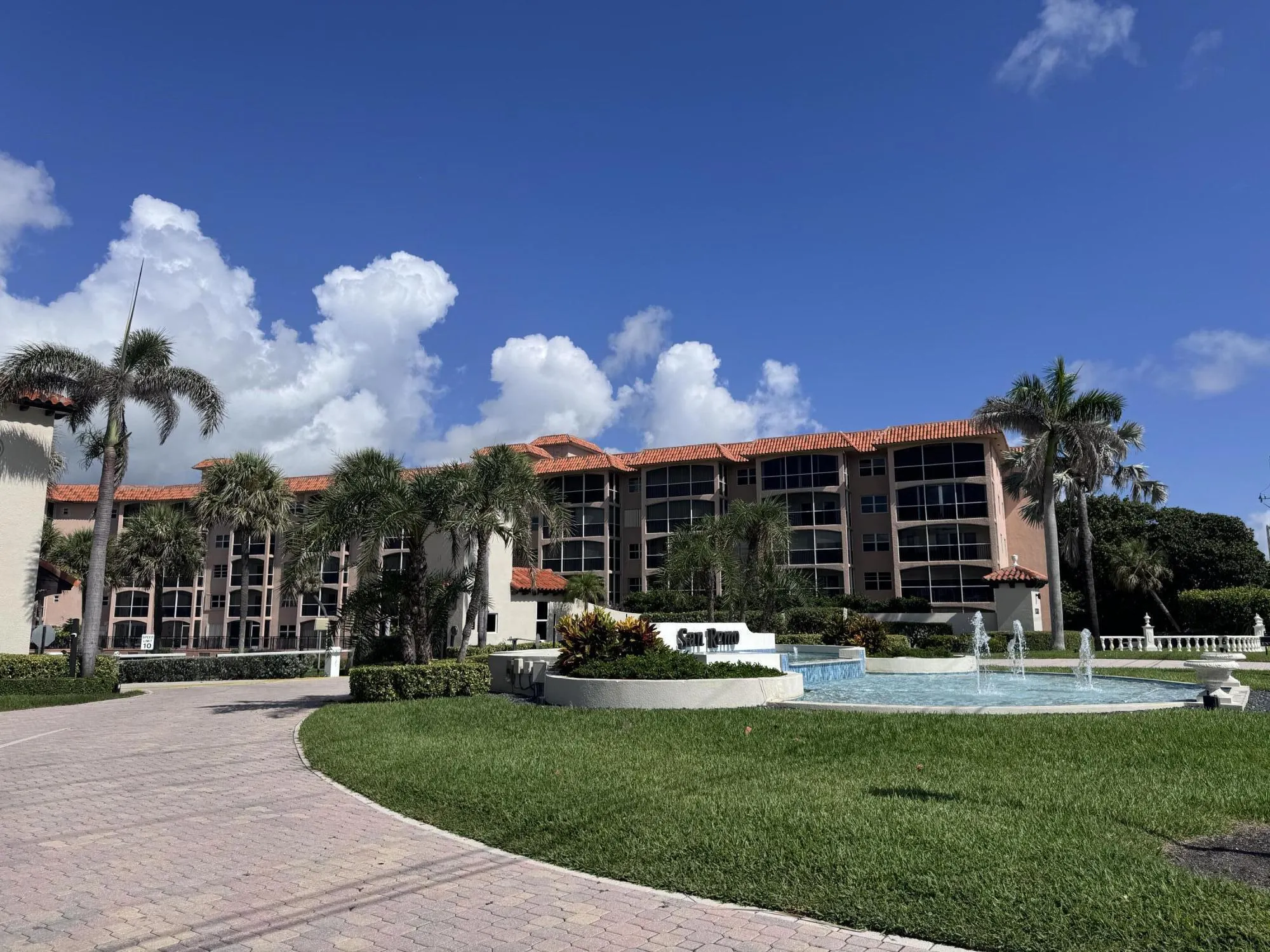 2871 N Ocean Boulevard, #R444