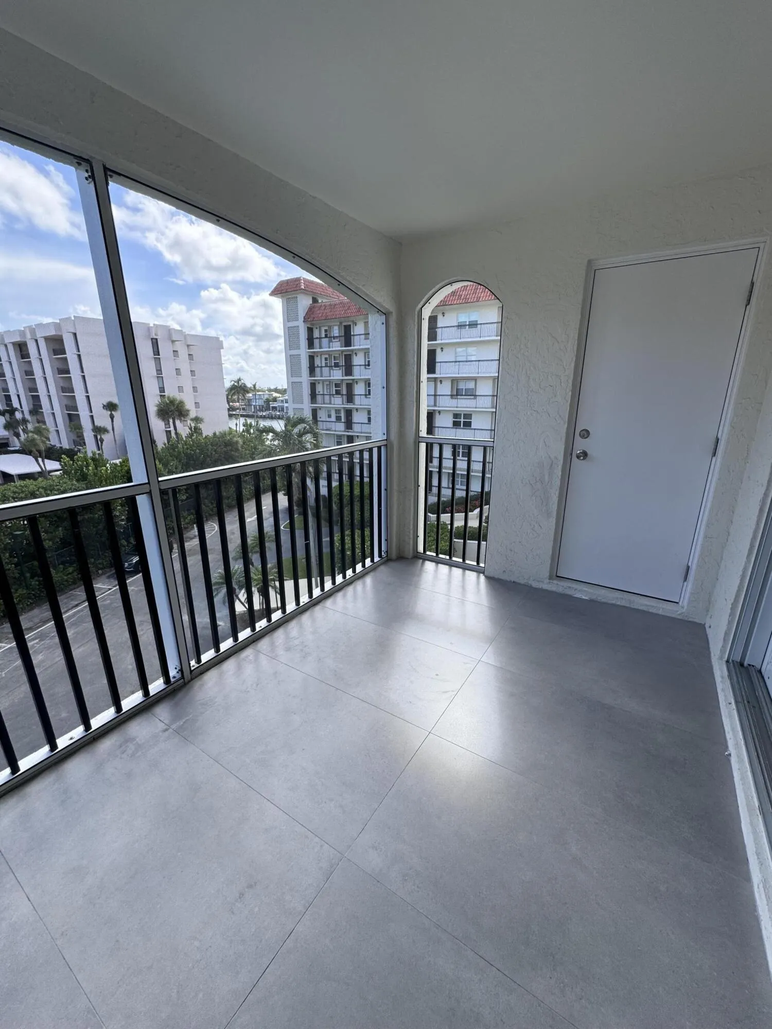 2871 N Ocean Boulevard, #R444