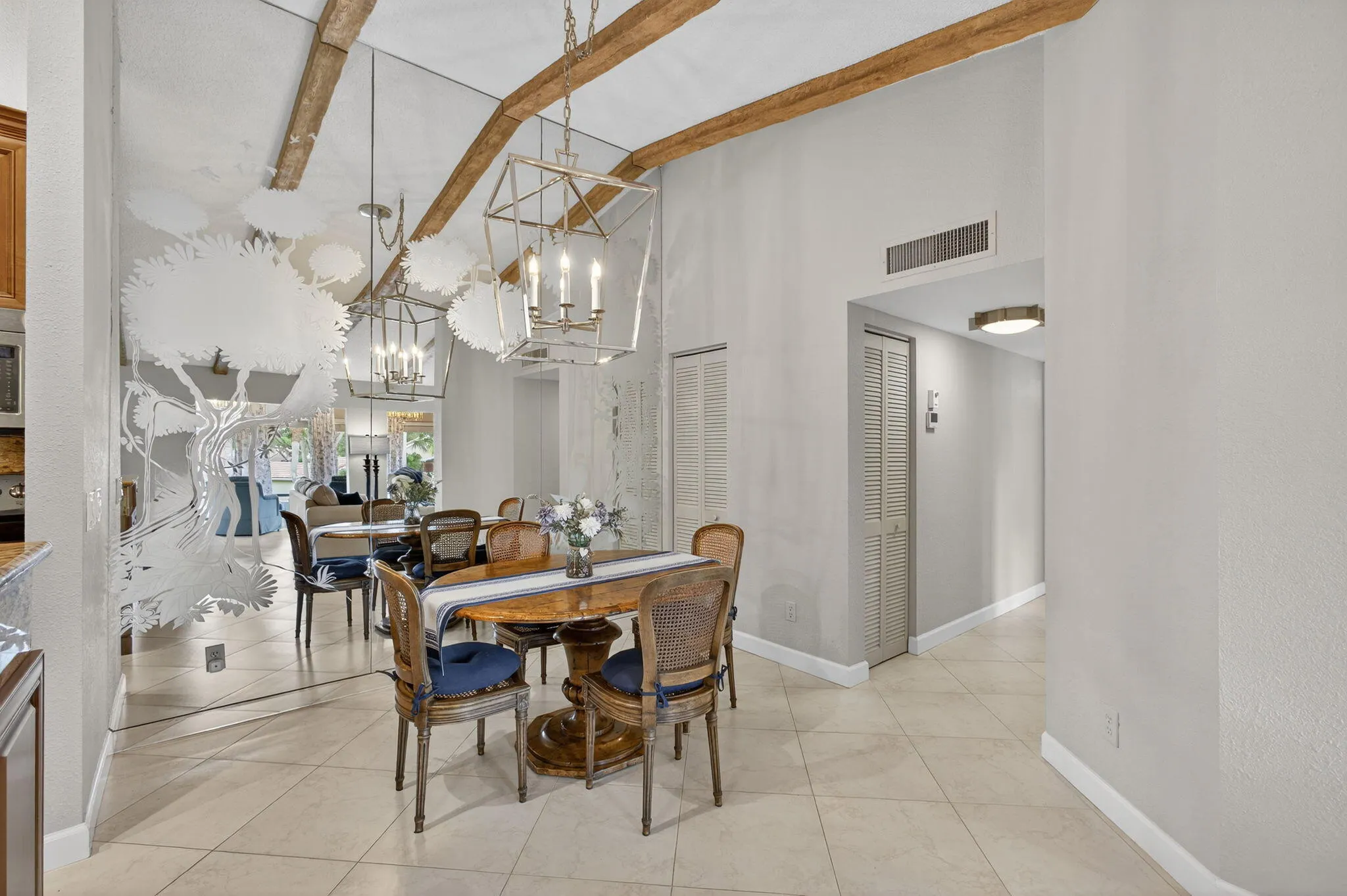 1100 Duncan Circle, #204