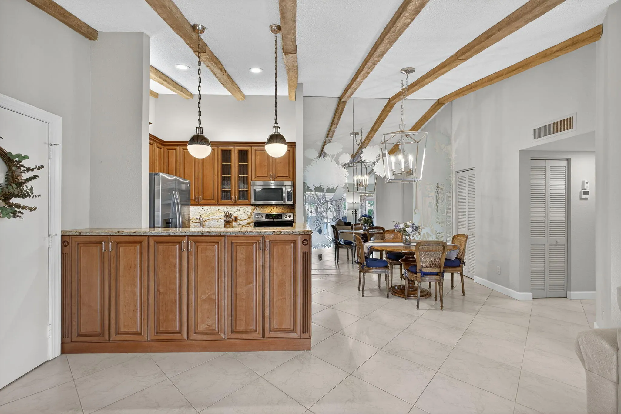 1100 Duncan Circle, #204