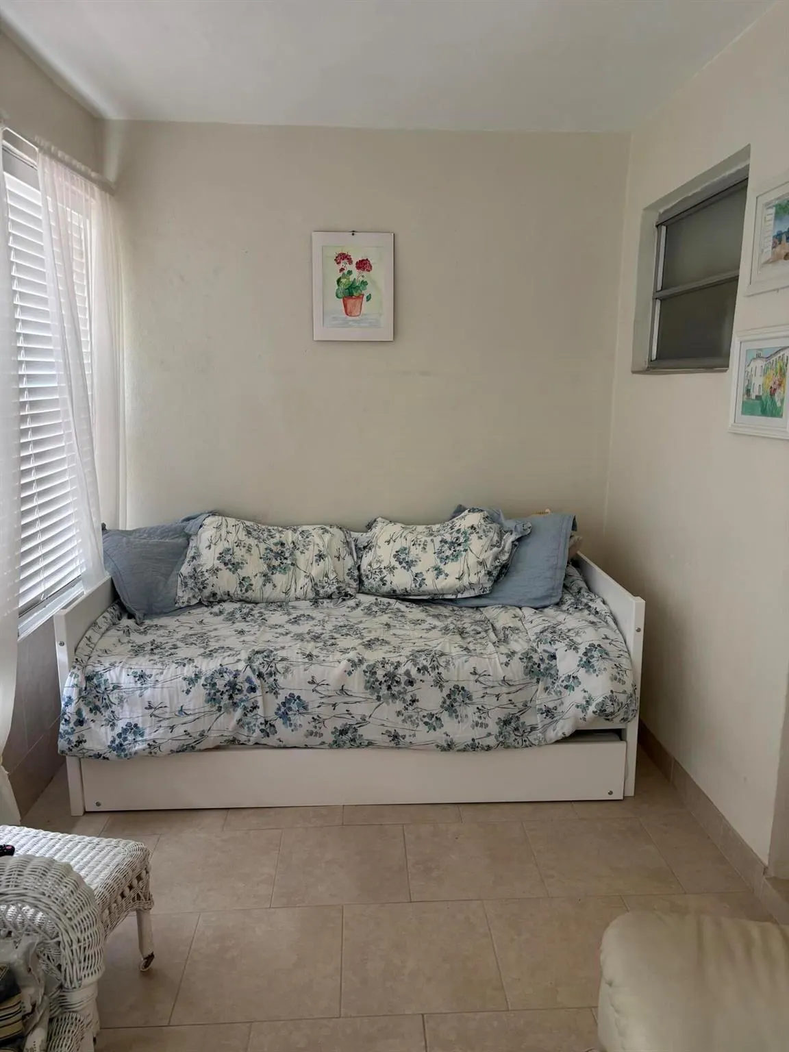 445 High Point Boulevard, #C