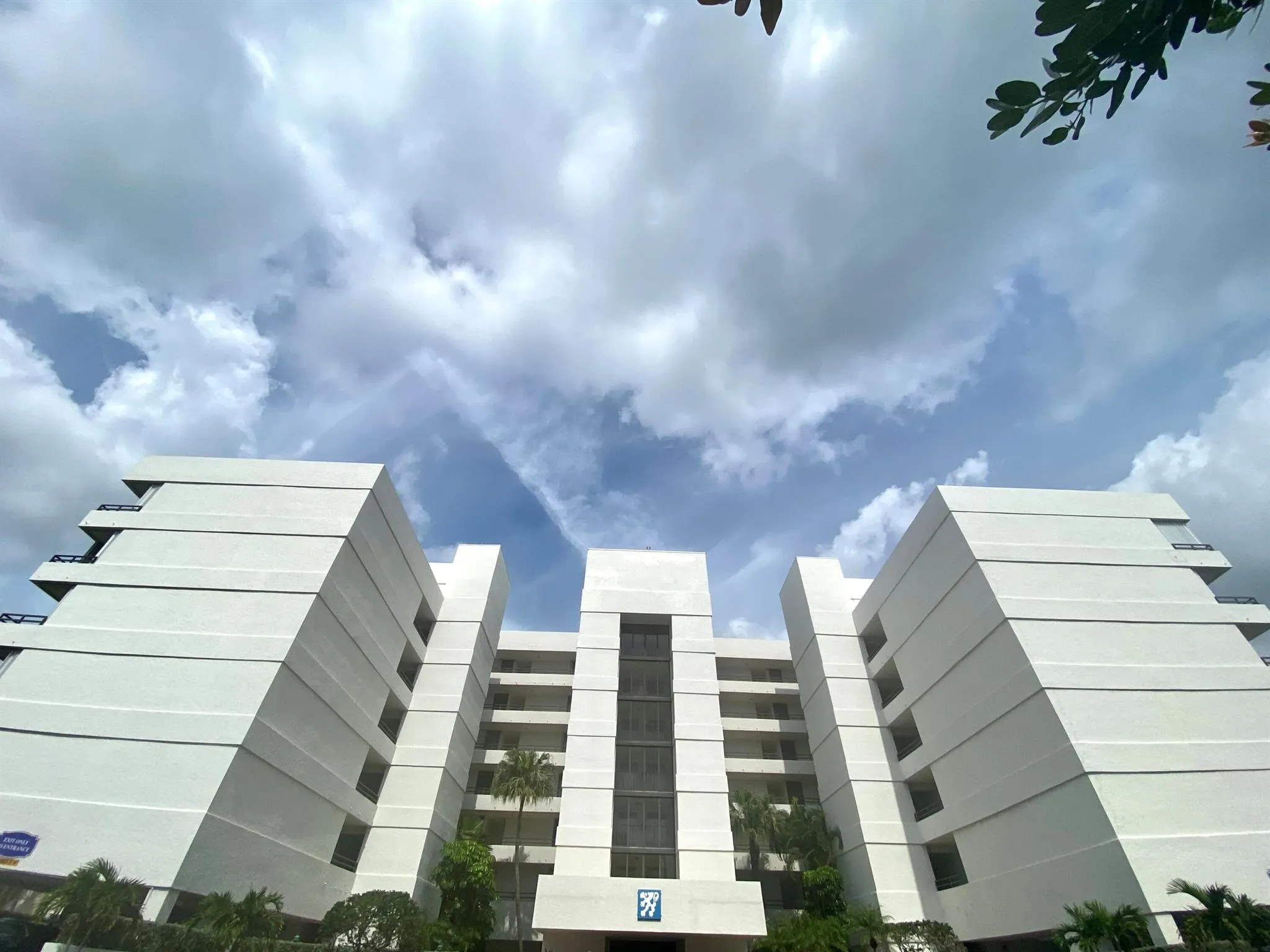 3555 S Ocean Boulevard, #517