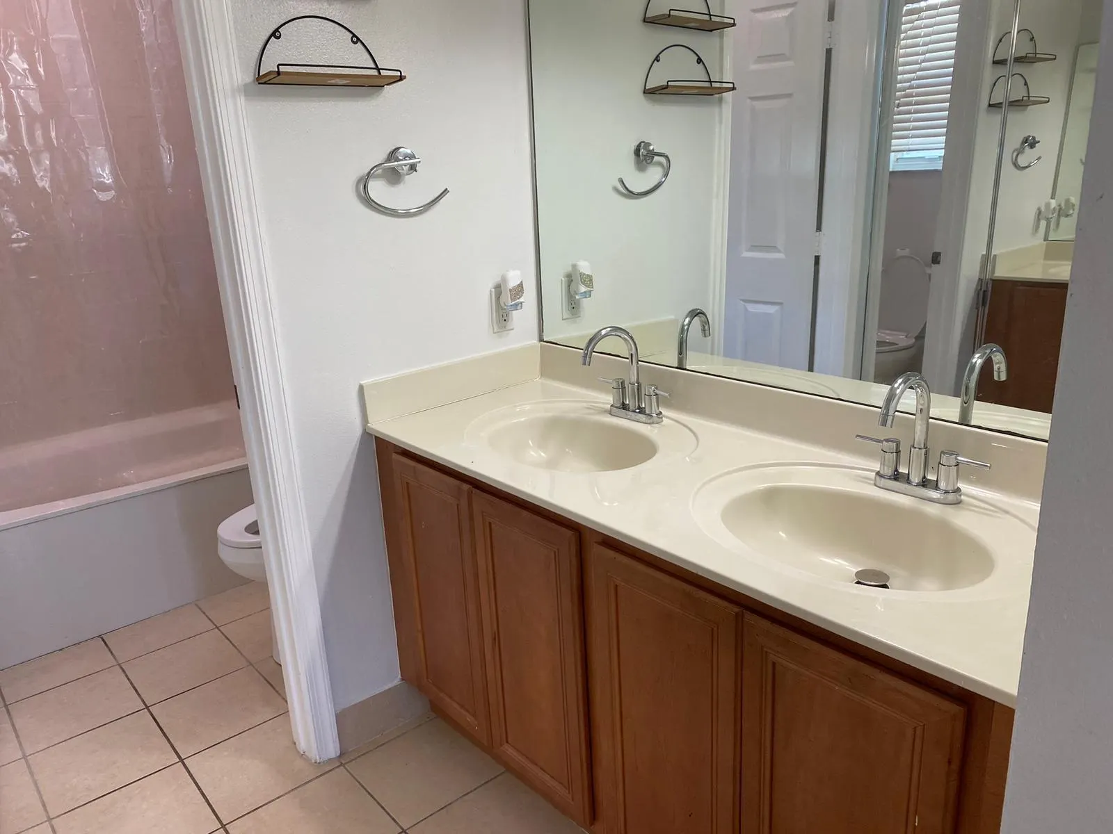 3138 Laurel Ridge Circle Circle