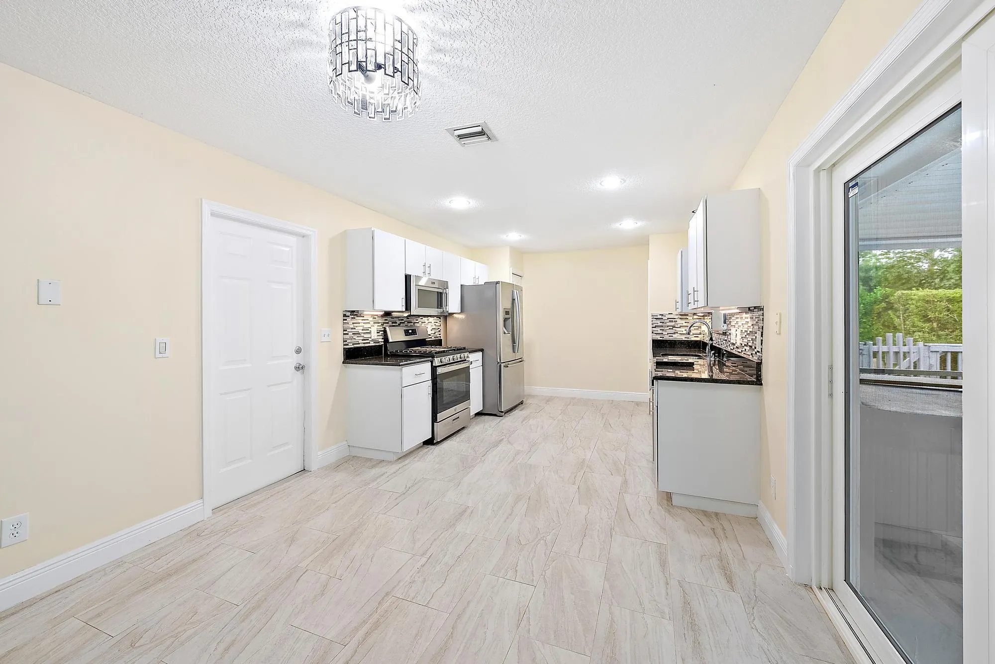 18523 42nd Road N