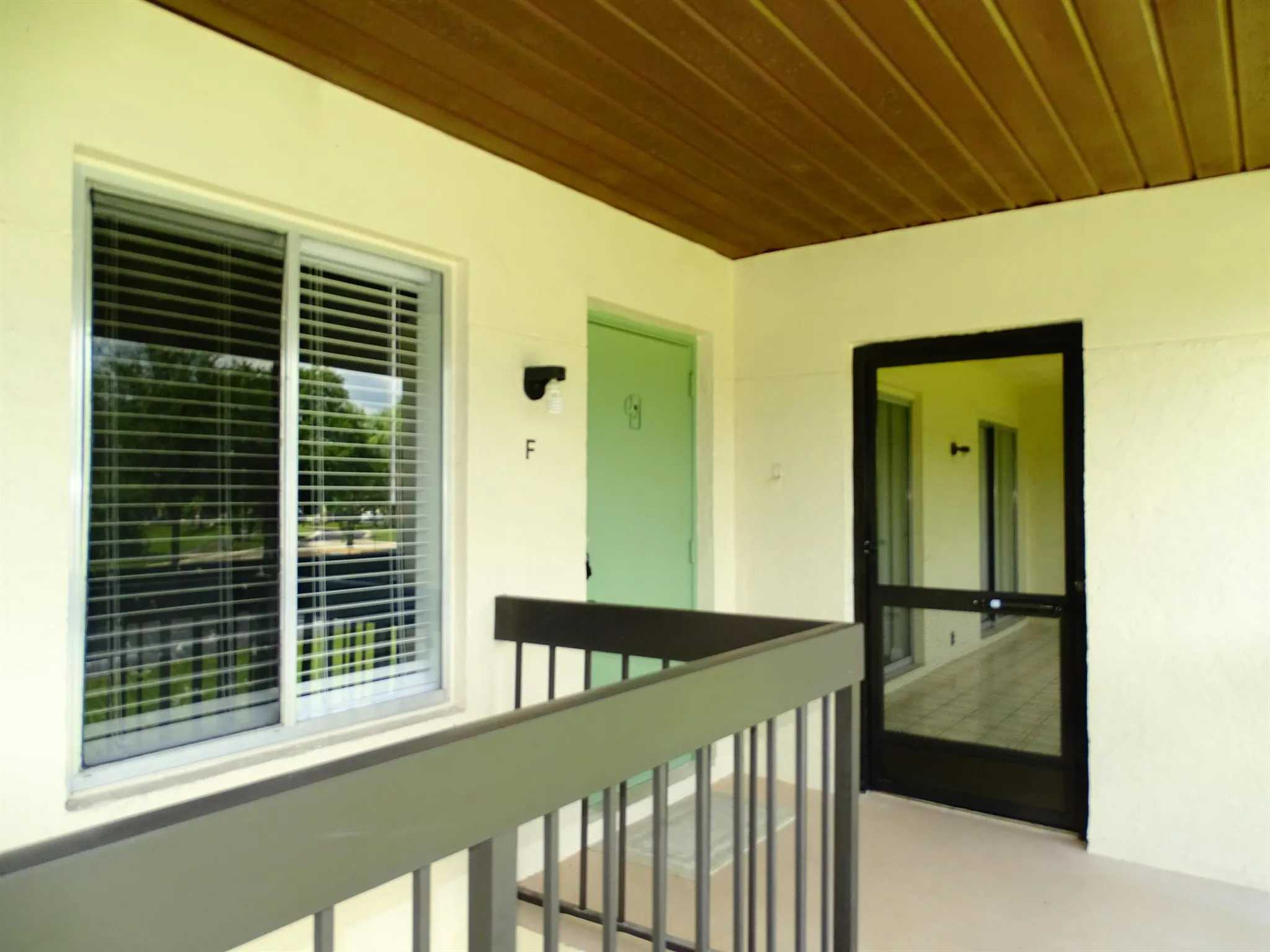 6380 Chasewood F Drive, #F