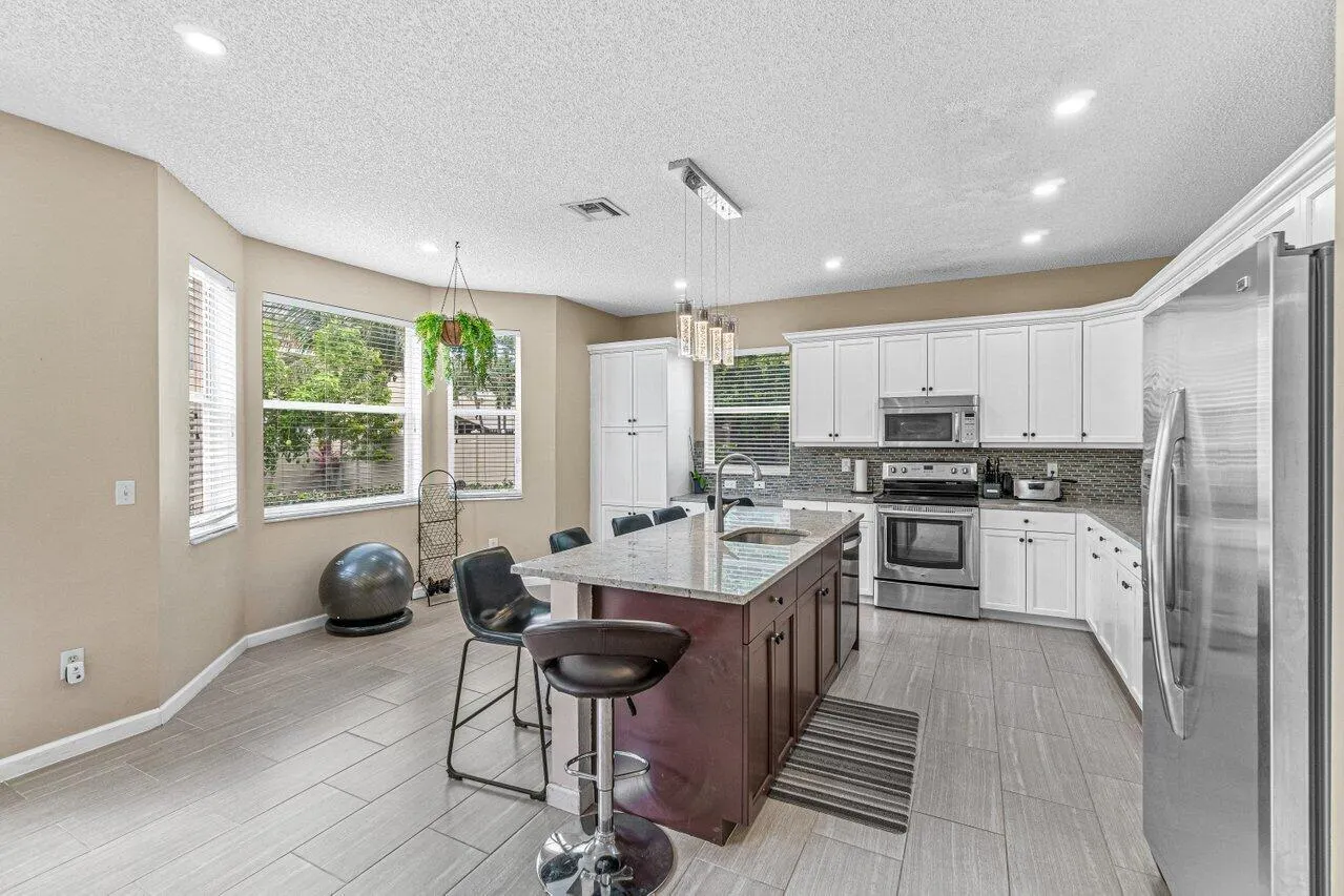 9885 Woodworth Court