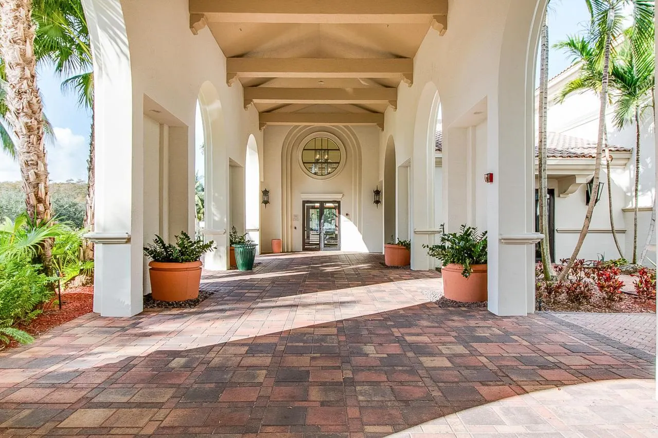 9885 Woodworth Court