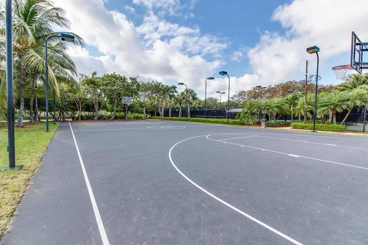 9885 Woodworth Court