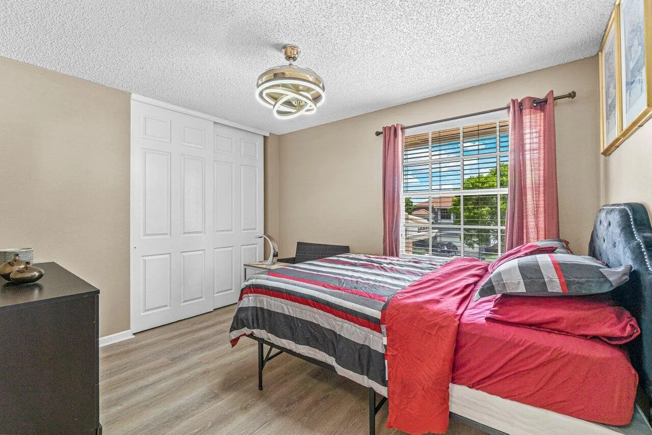 9885 Woodworth Court