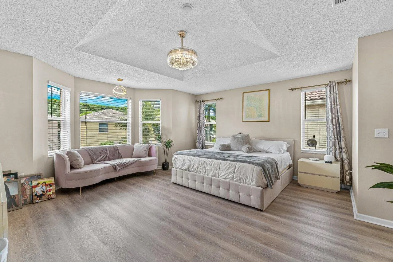 9885 Woodworth Court