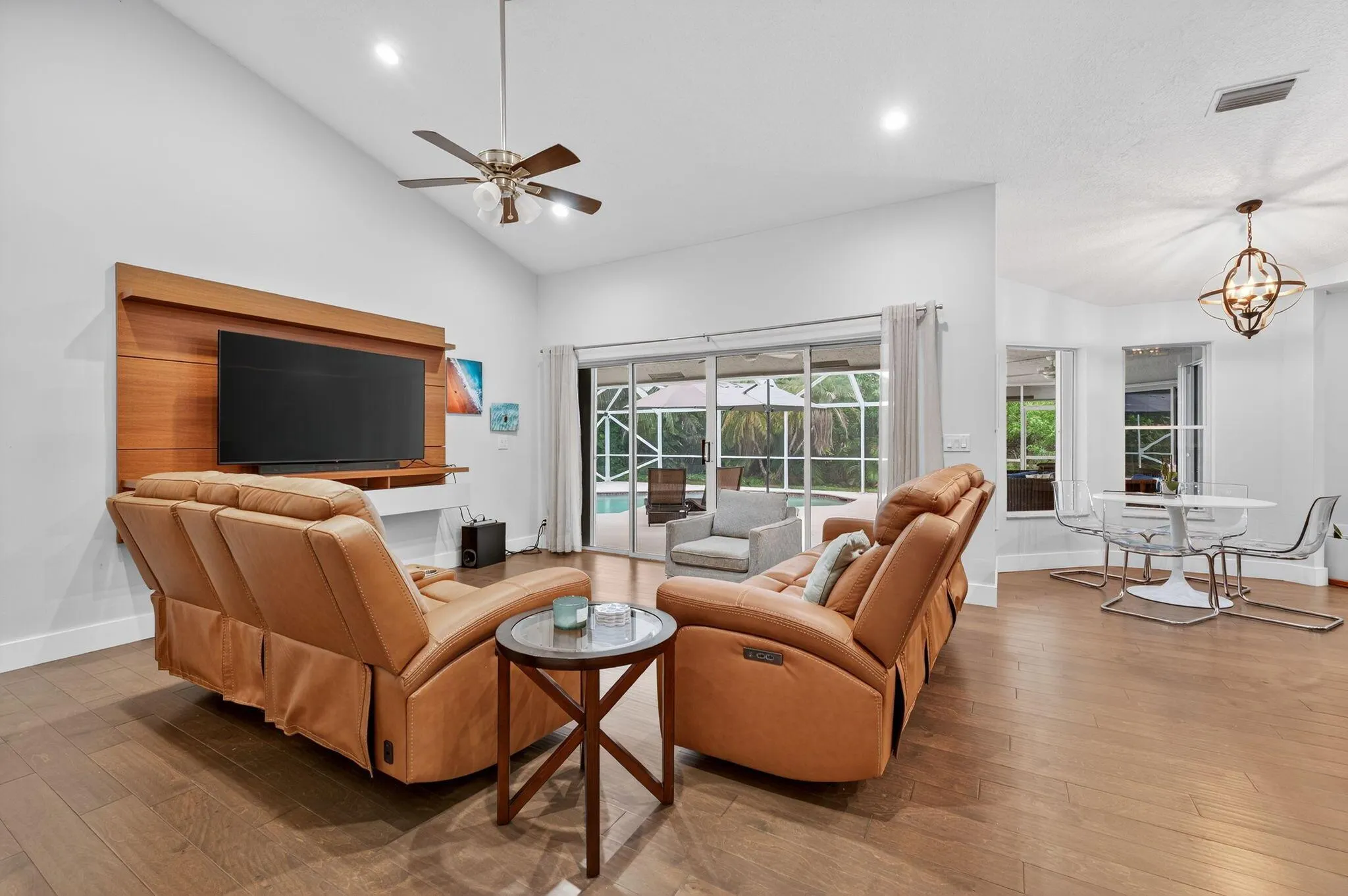 10738 Santa Rosa Drive