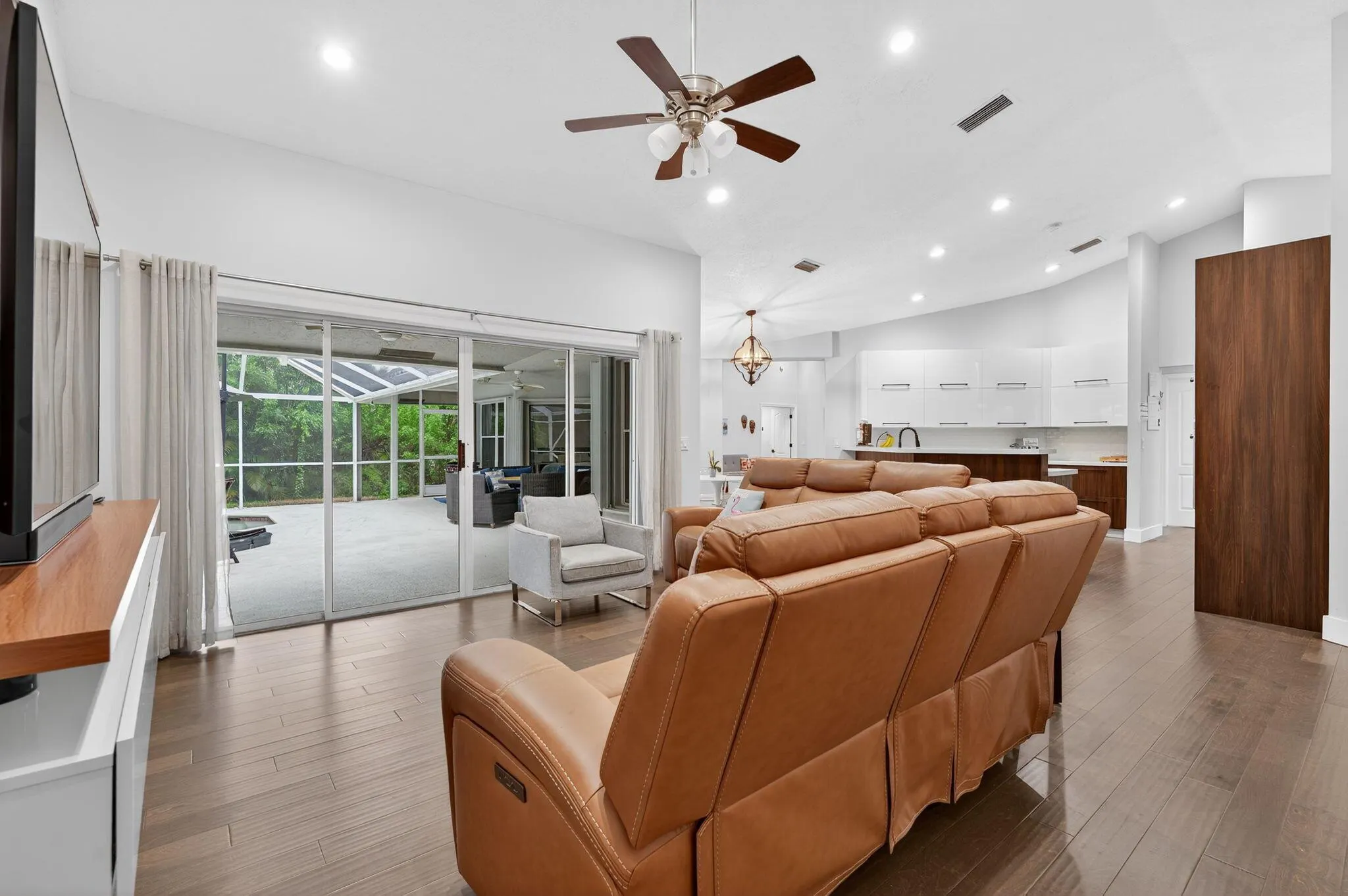 10738 Santa Rosa Drive