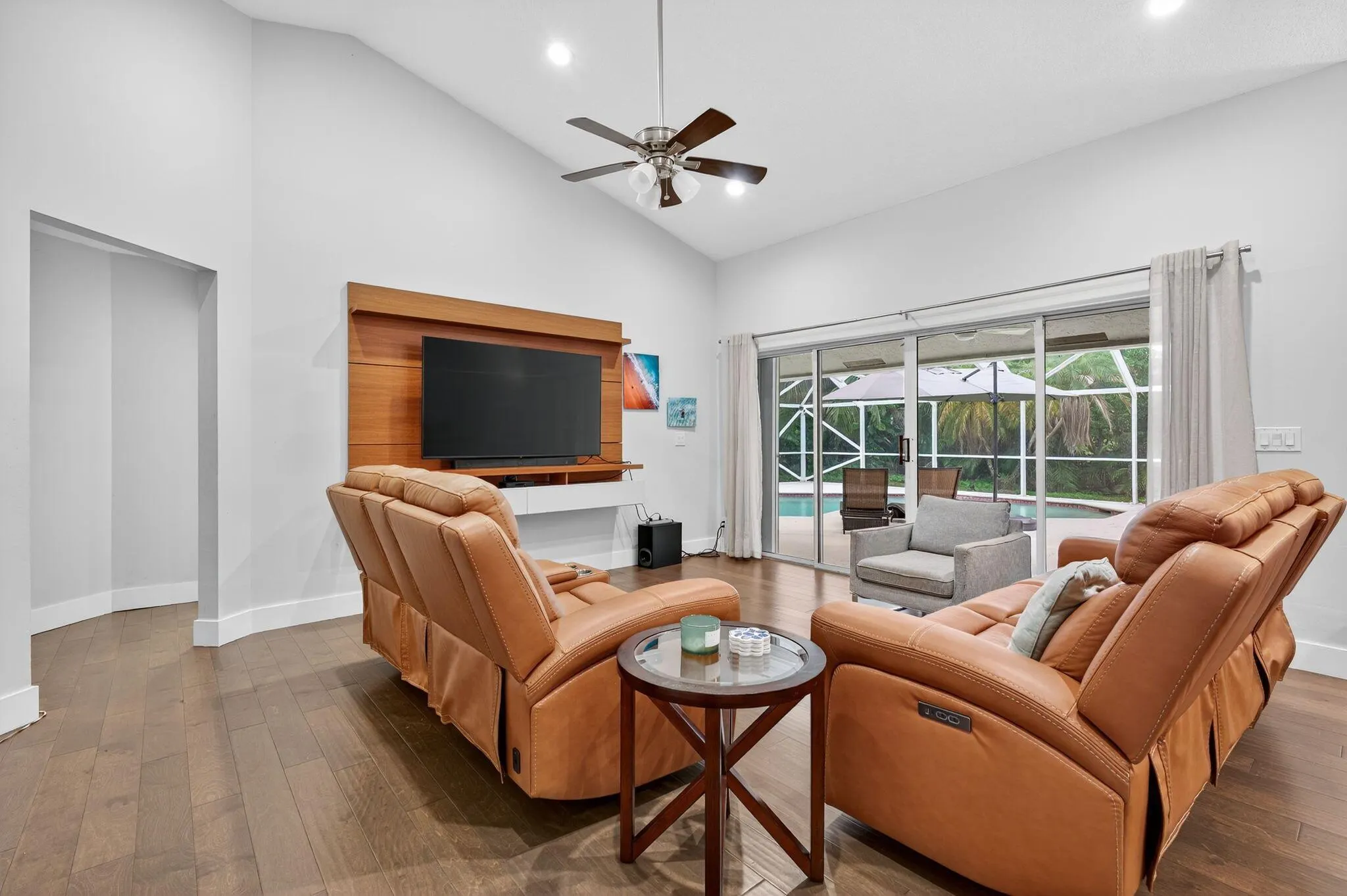 10738 Santa Rosa Drive