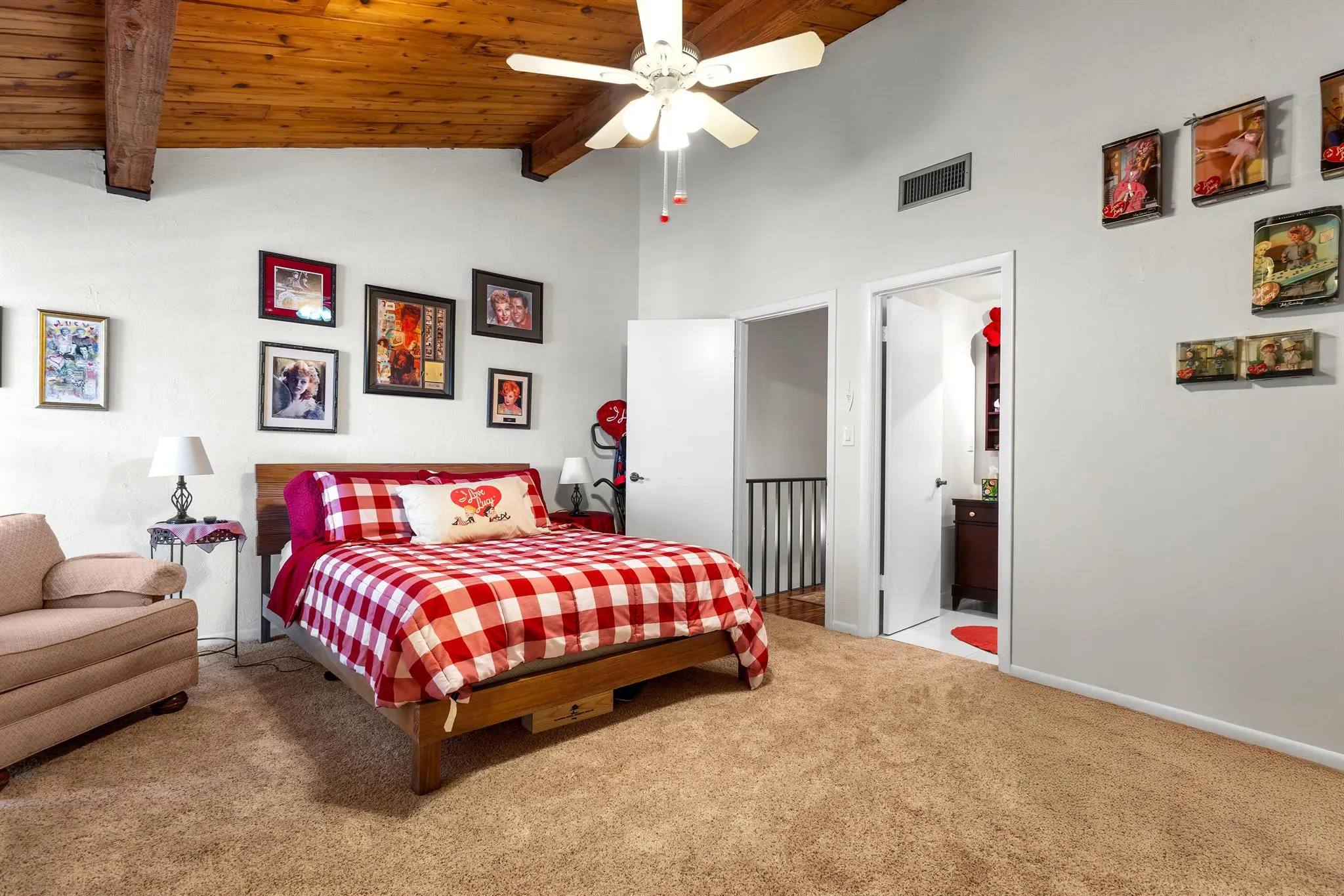 4601 NW 2nd Avenue NW, #811