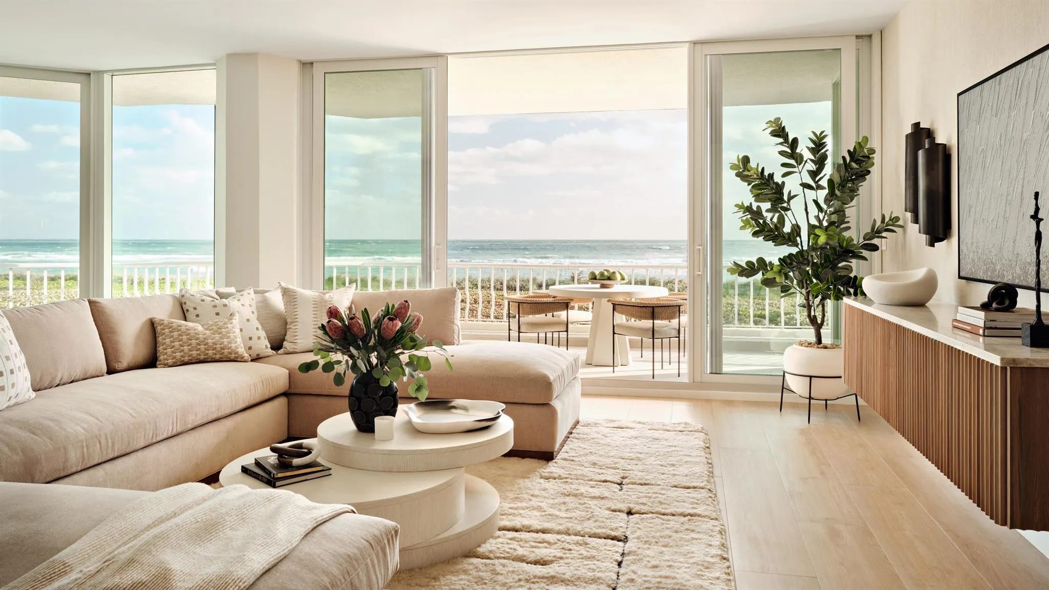 2920 SE Dune Drive, #220