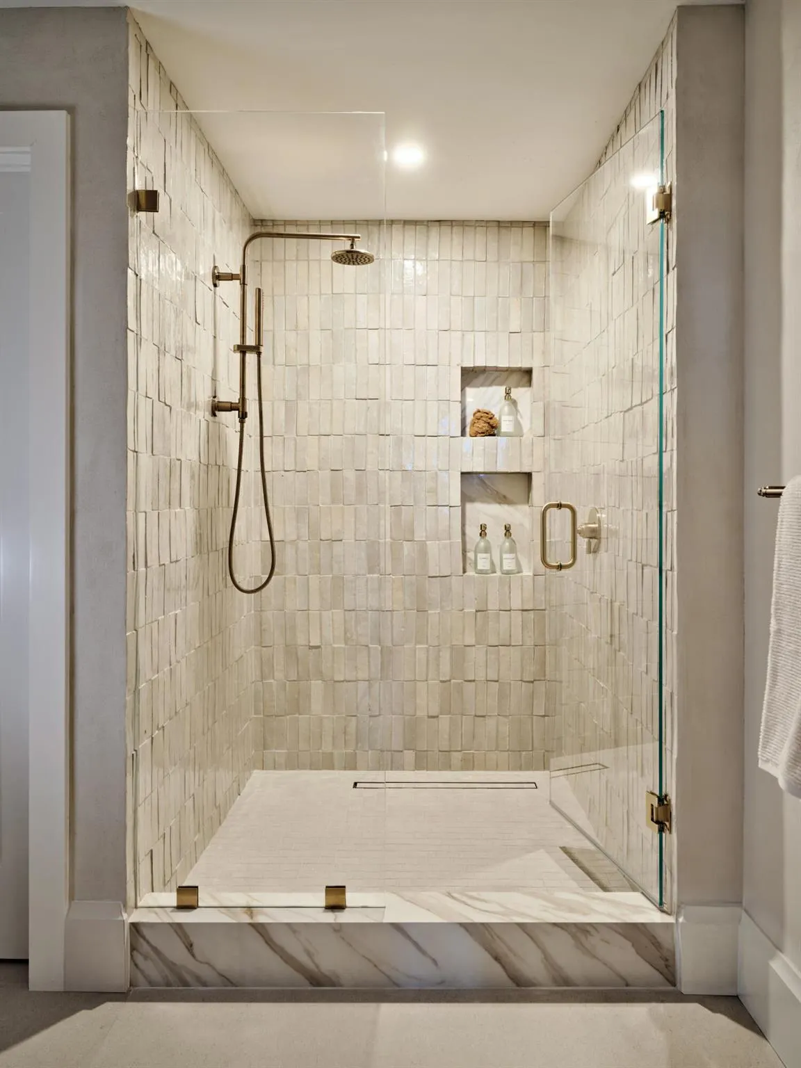 2920 SE Dune Drive, #220