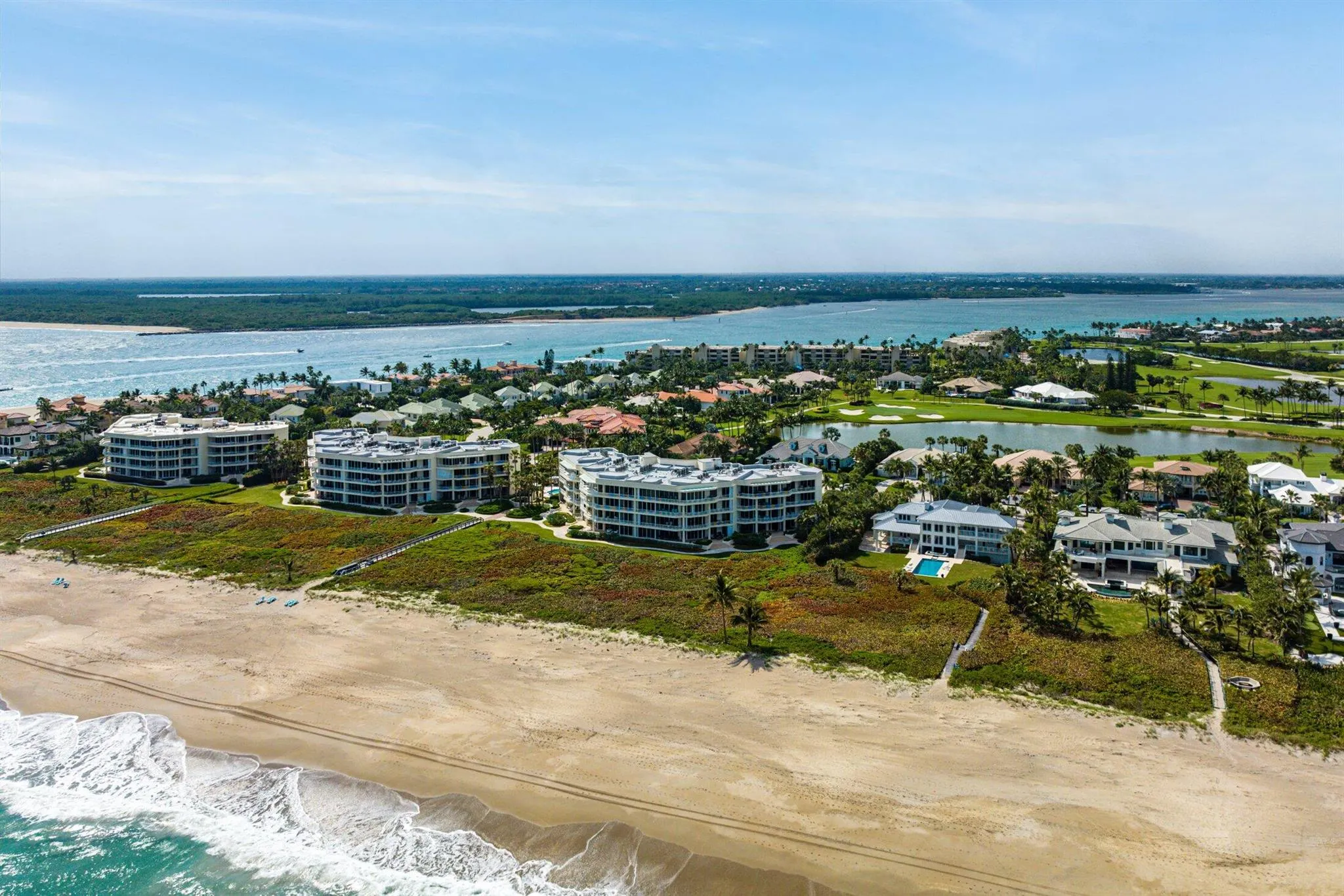 2920 SE Dune Drive, #220