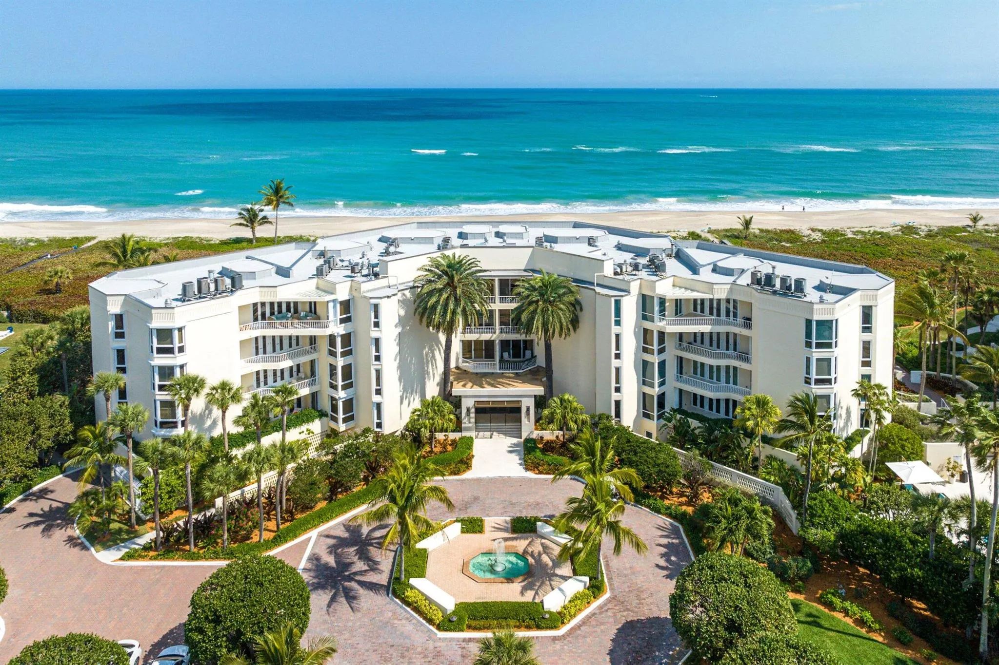 2920 SE Dune Drive, #220