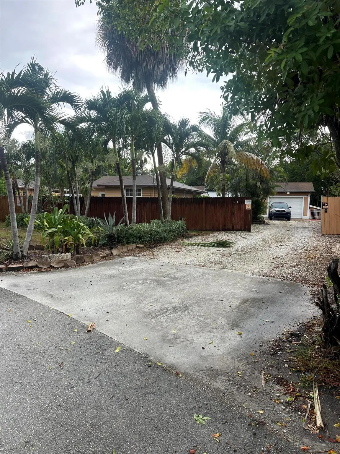 821 Fairview Street