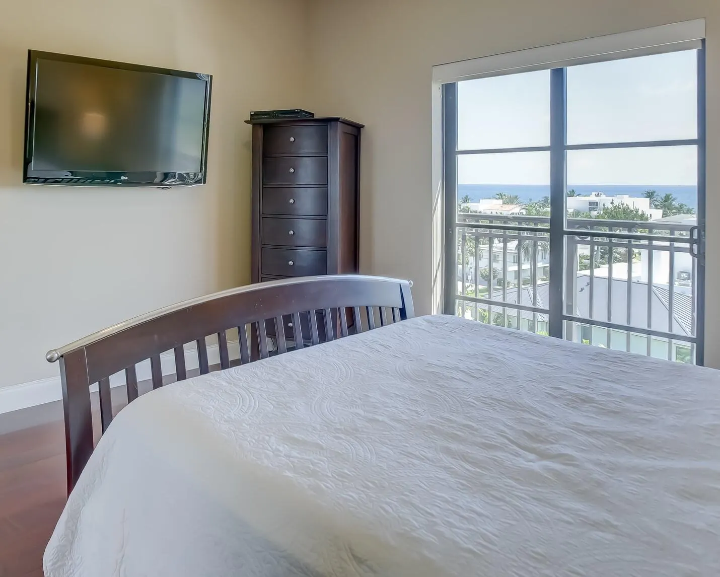 2409 N Ocean Boulevard, #726