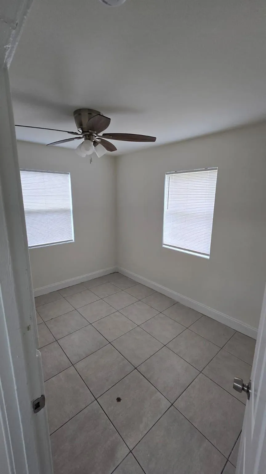 632 W 2nd Street