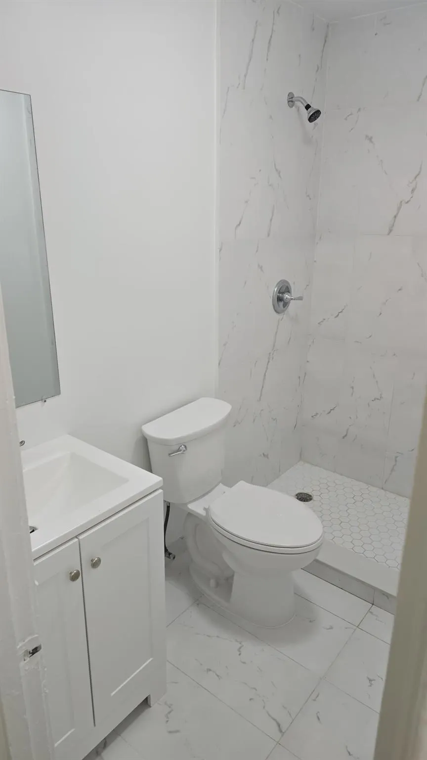 632 W 2nd Street