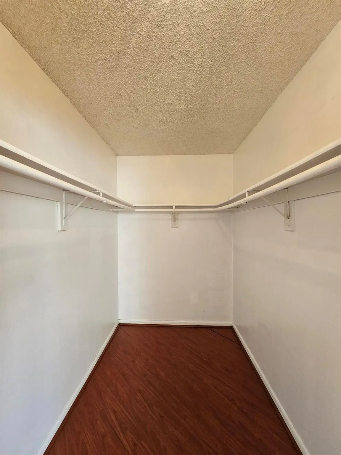1880 N Congress Avenue, #310