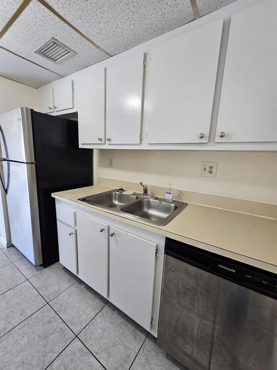 1880 N Congress Avenue, #310