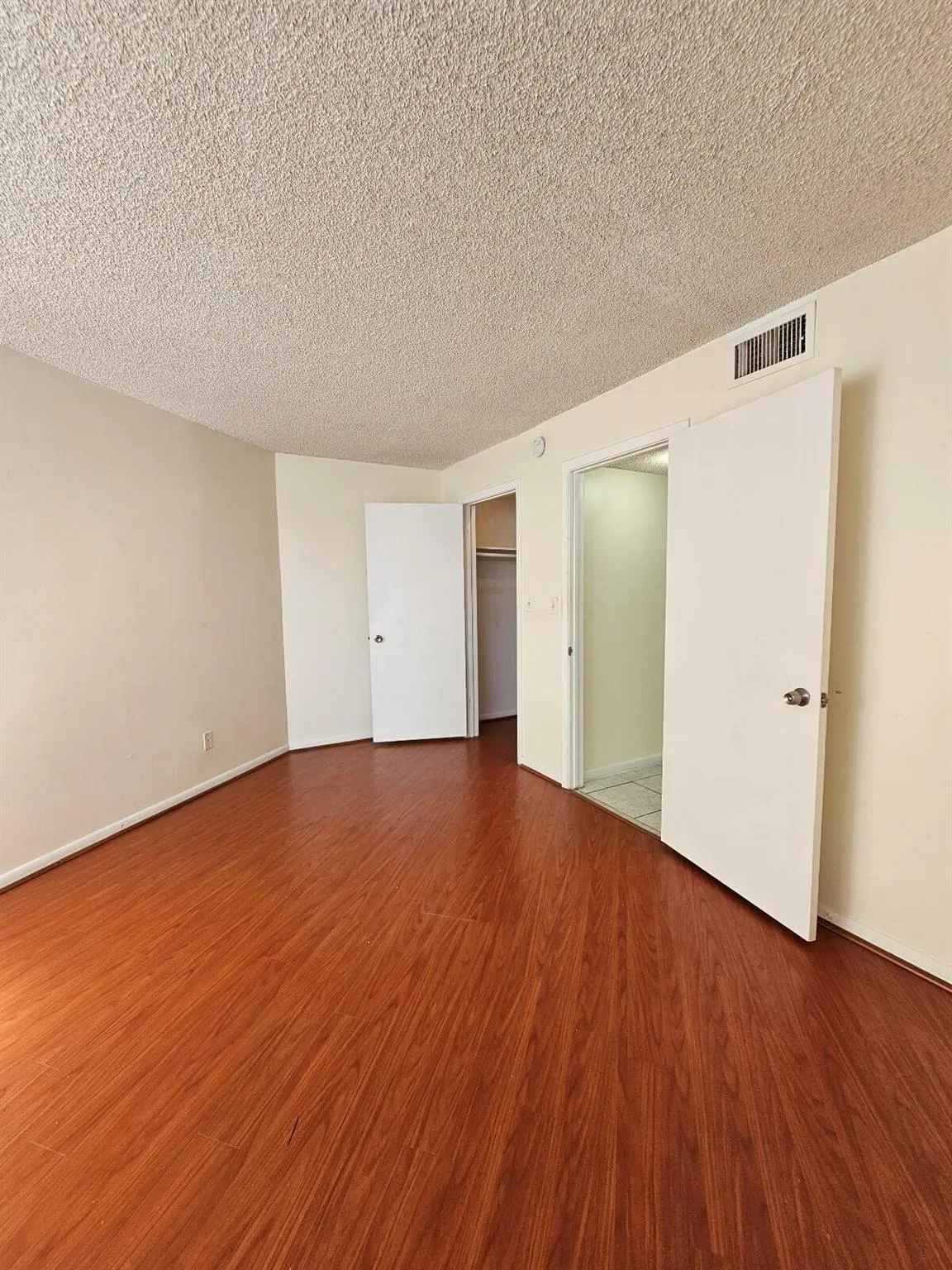 1880 N Congress Avenue, #310