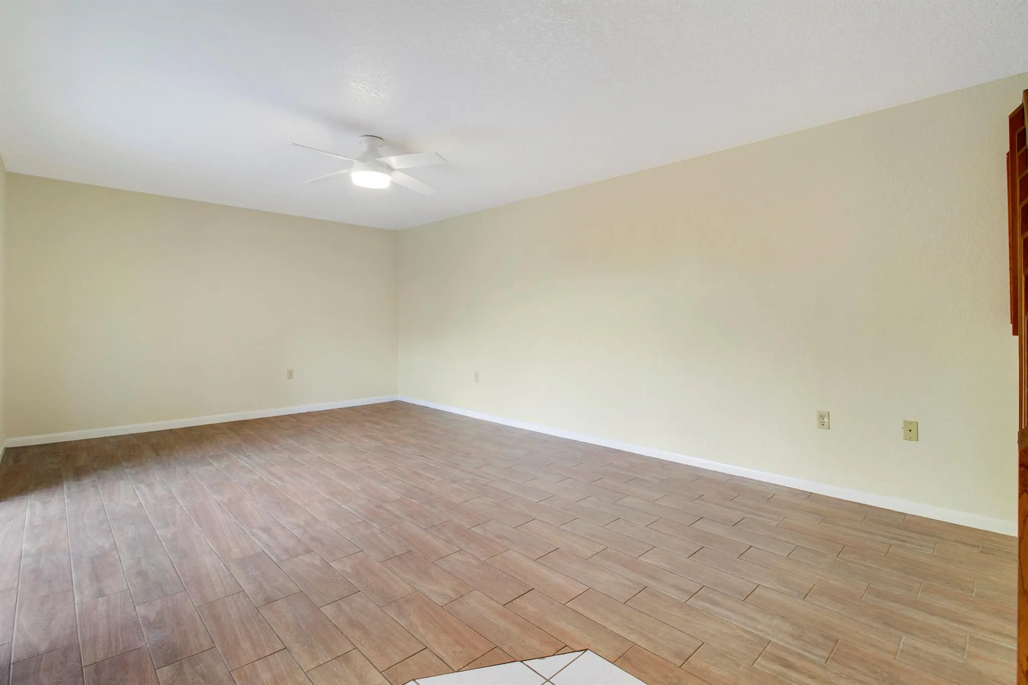 3900 County Line Road, #21d