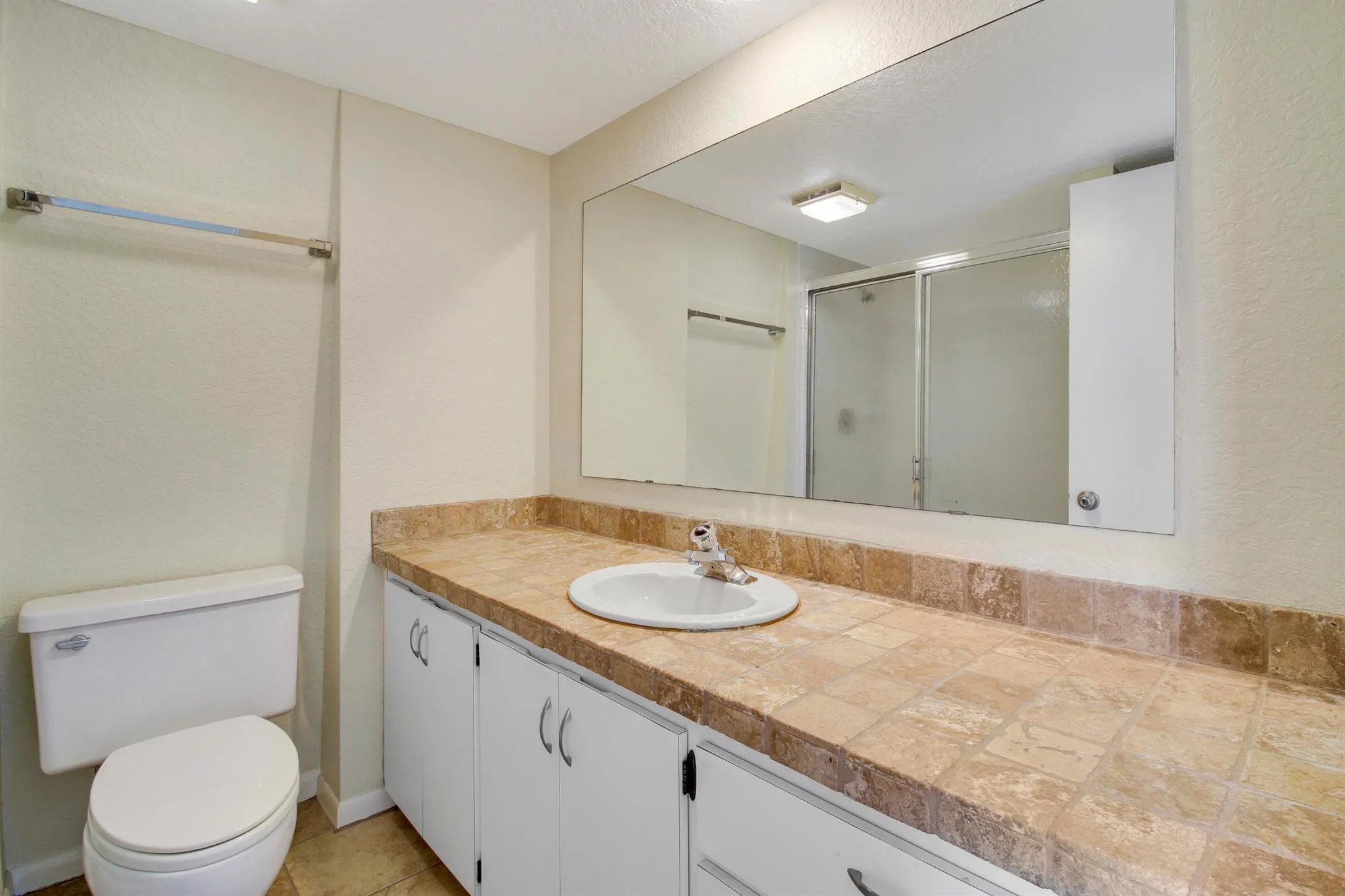 3900 County Line Road, #21d